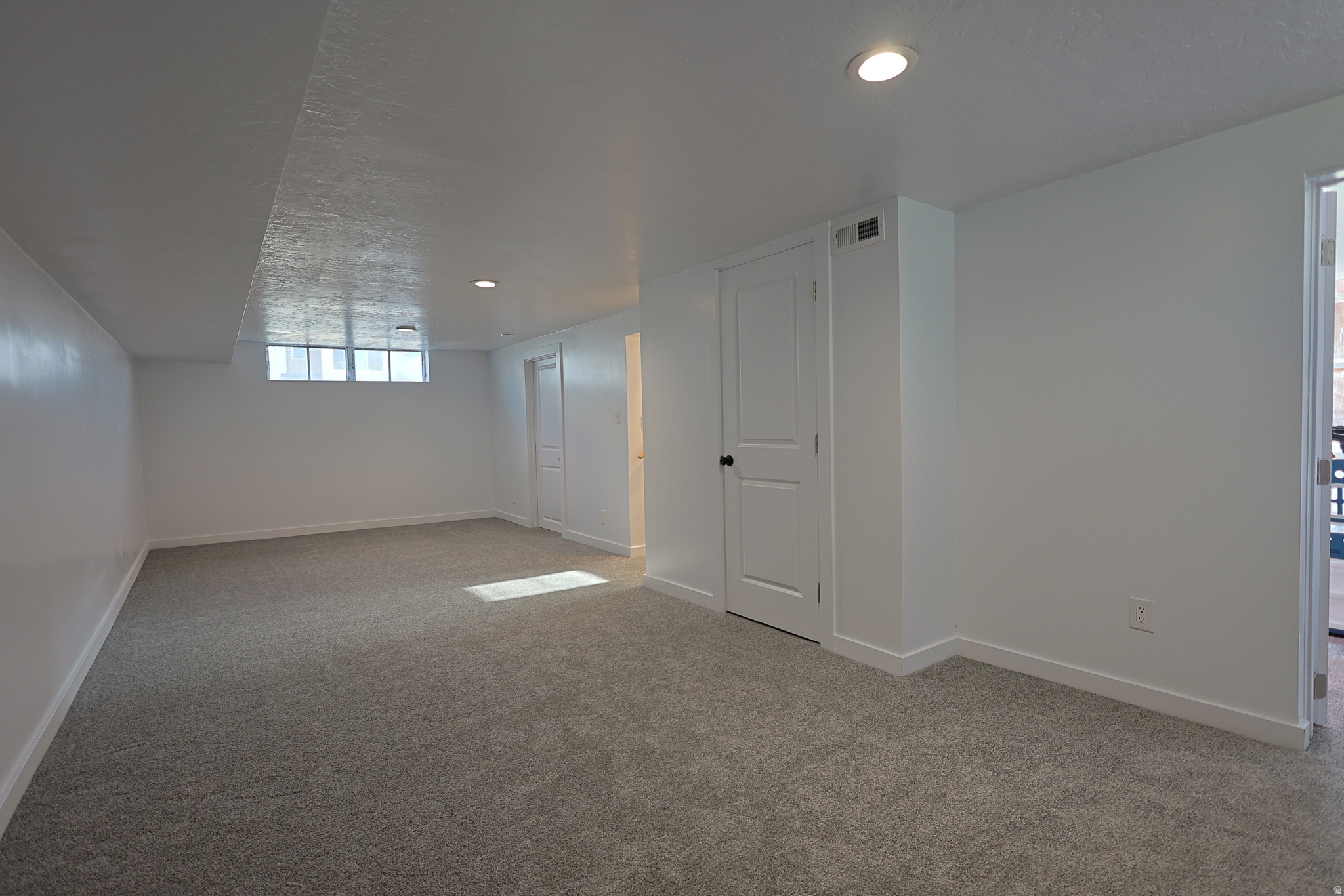 LINWOOD PLACE - Residential