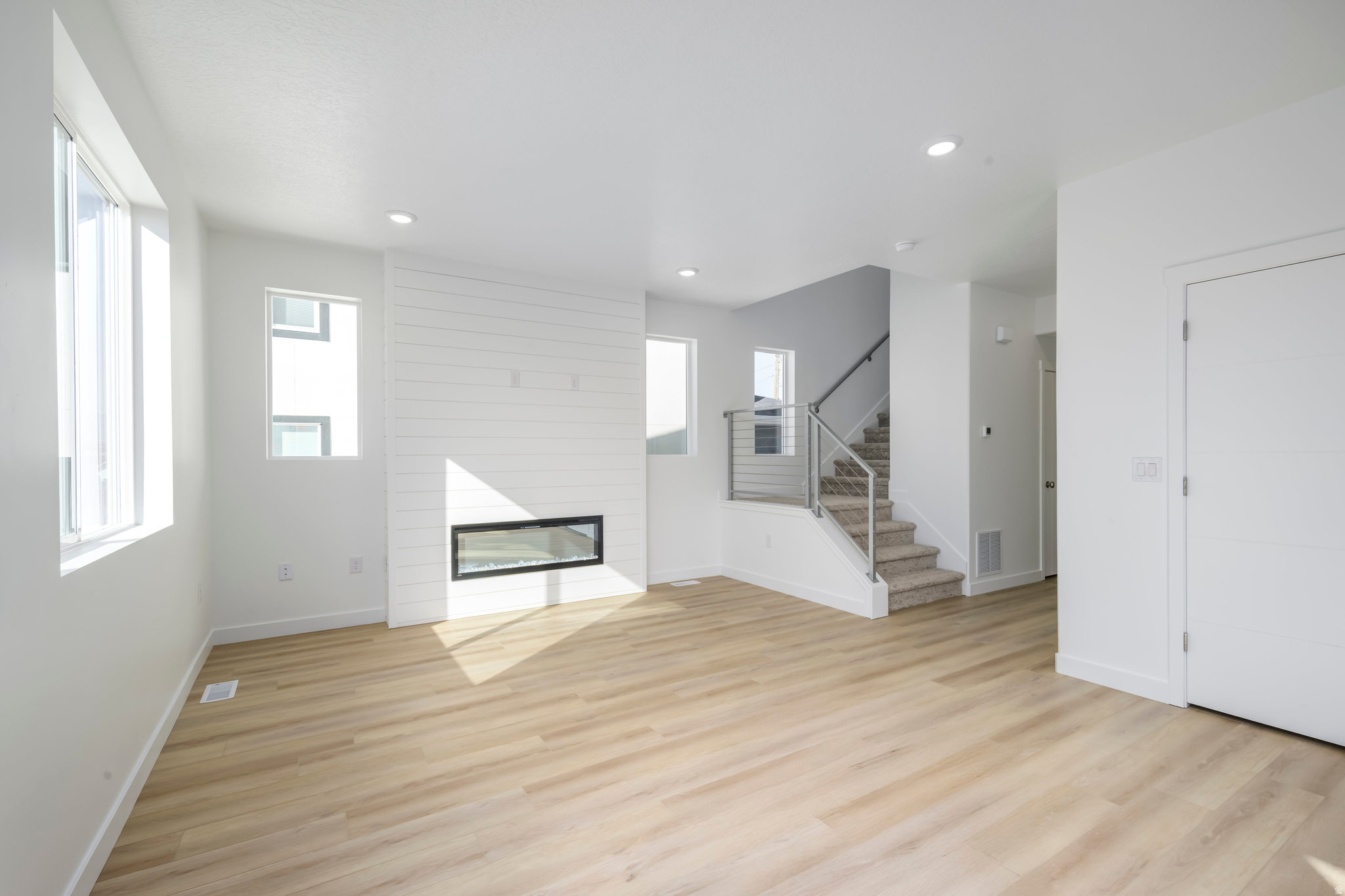 BULLION - Residential