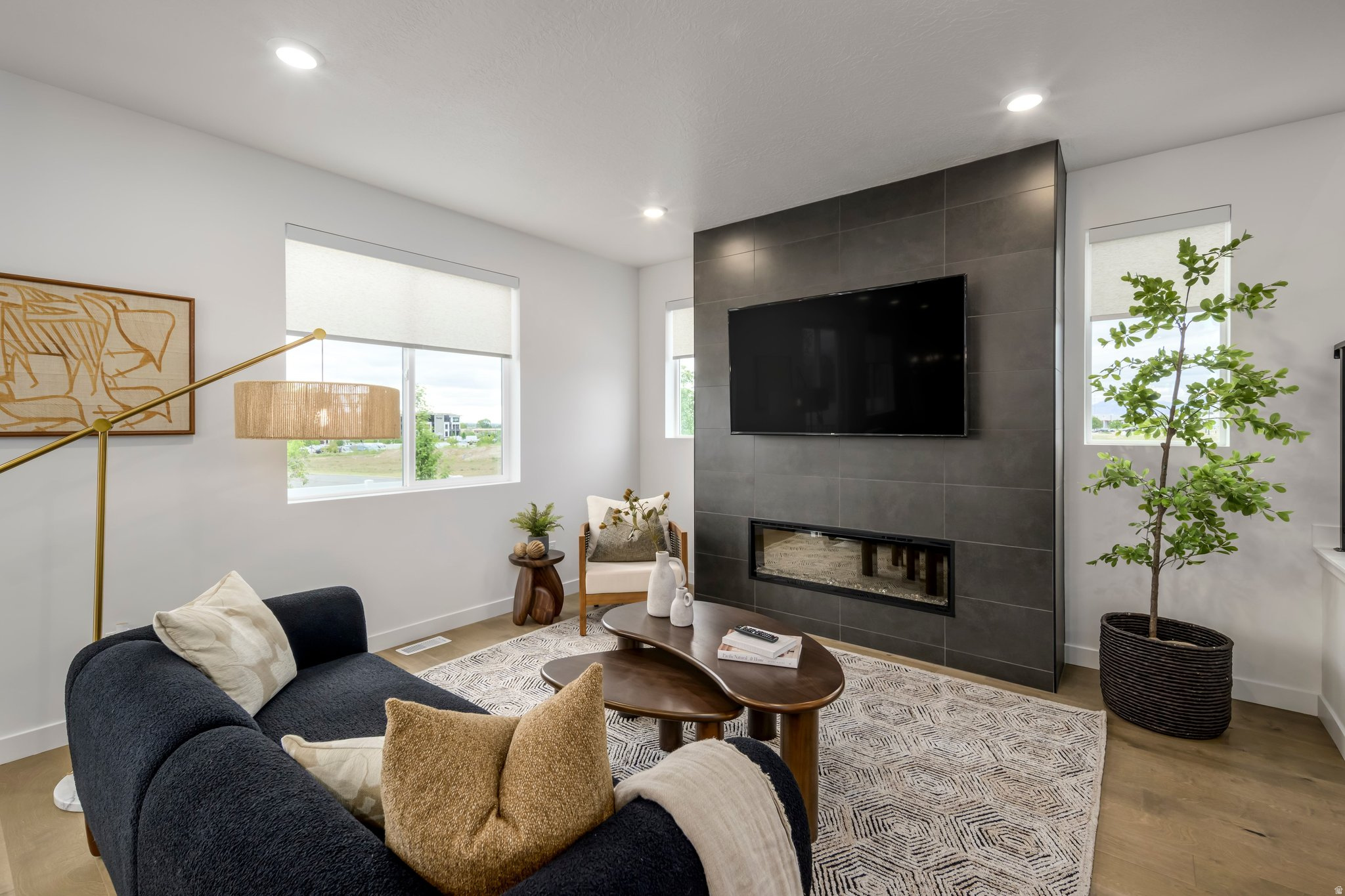 BULLION - Residential