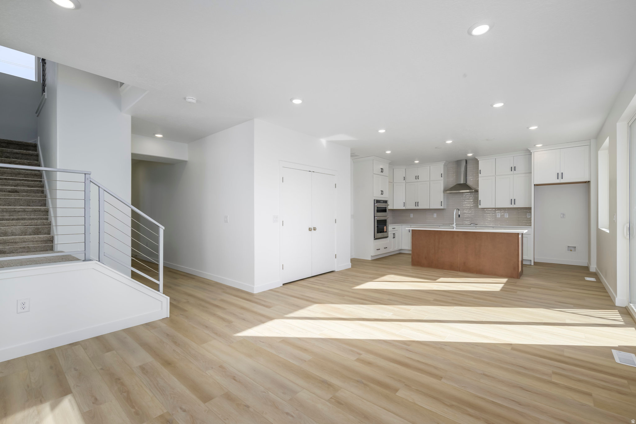 BULLION - Residential