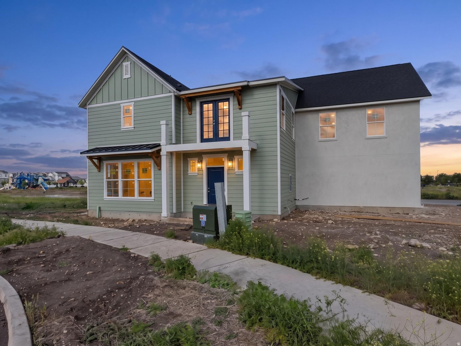 WESTFIELD CENTRAL - Residential