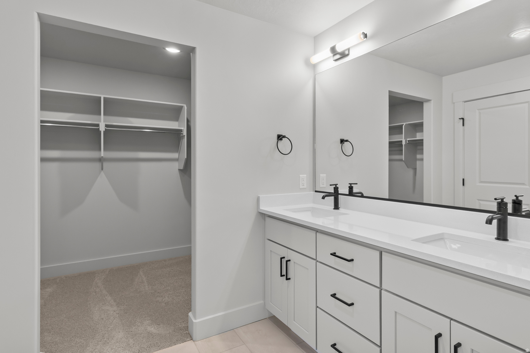 LEGENDS CROSSING - Residential