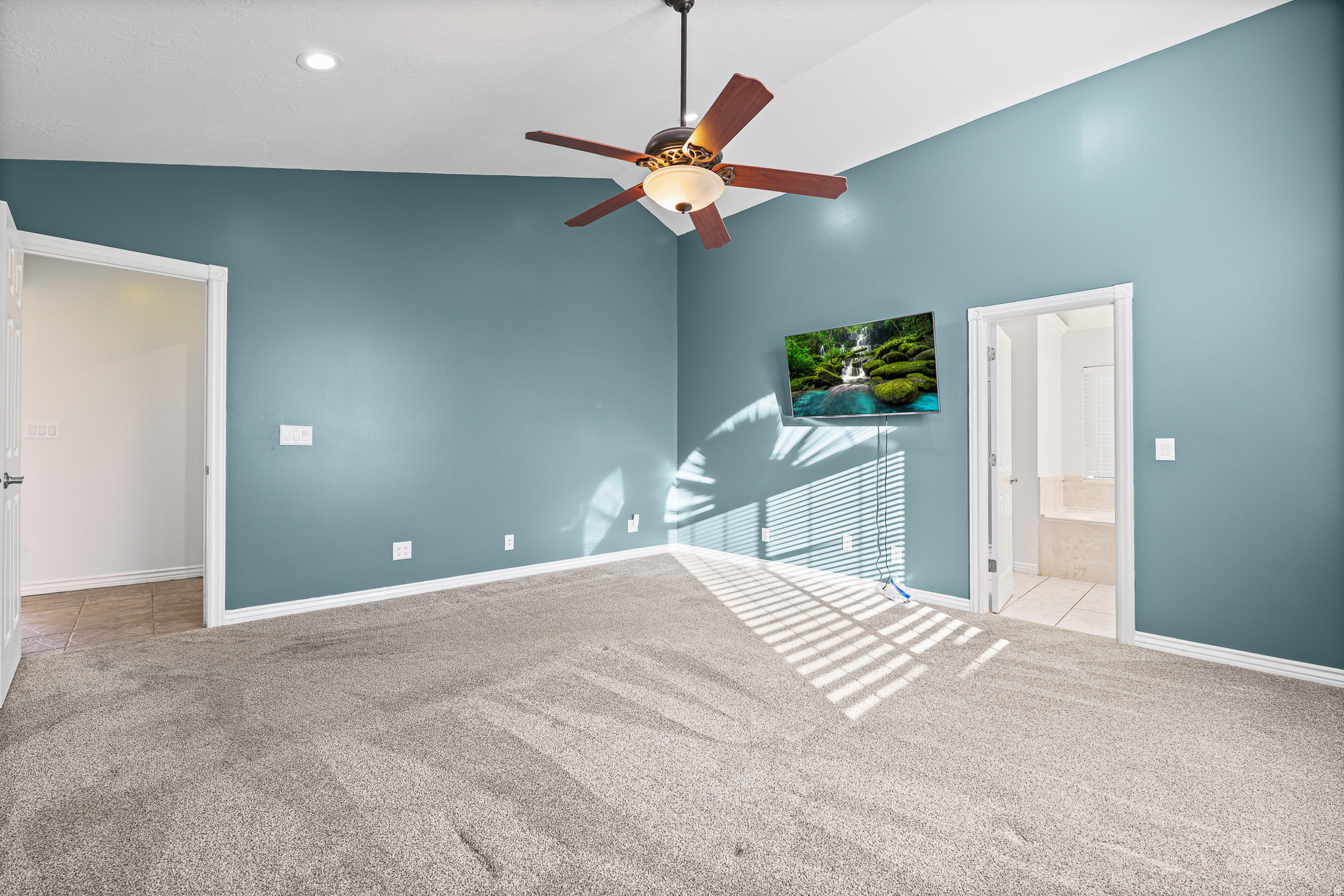 WOLF CREEK - Residential