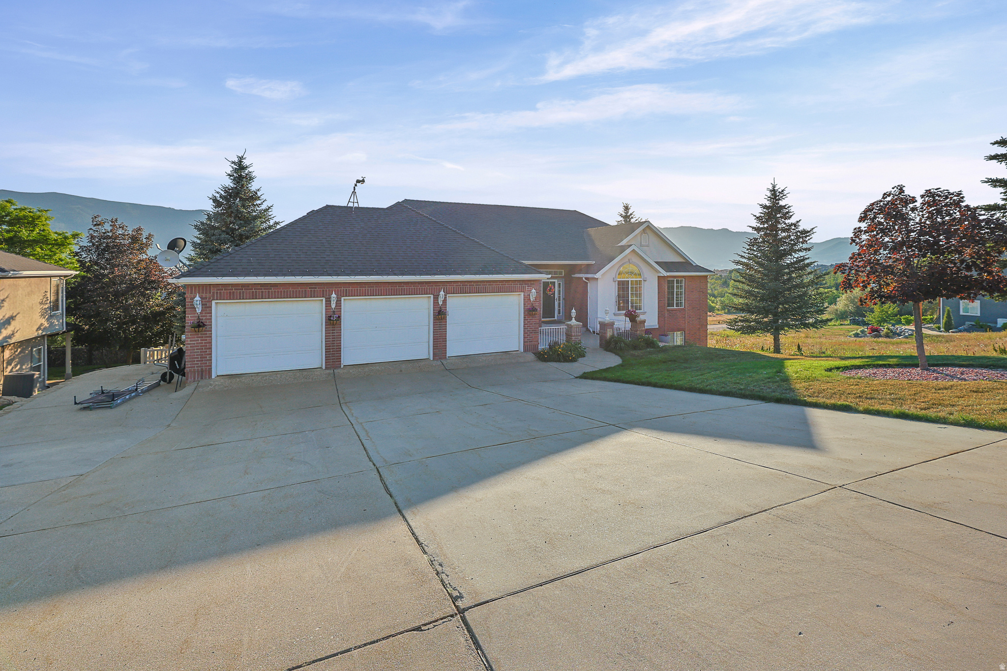 WOLF CREEK - Residential