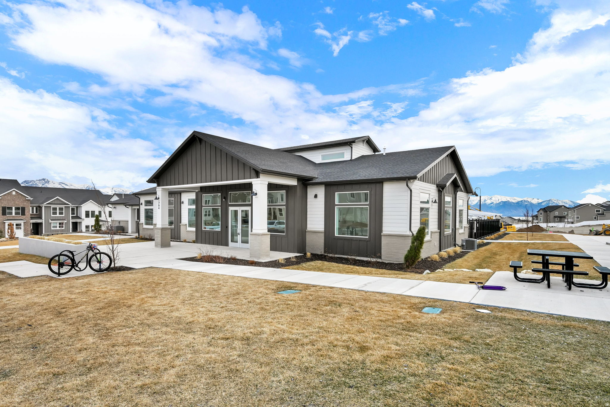 HIGHRIDGE - Residential