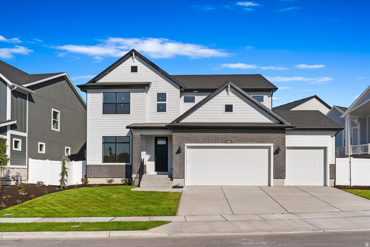EASTRIDGE PARK - Residential