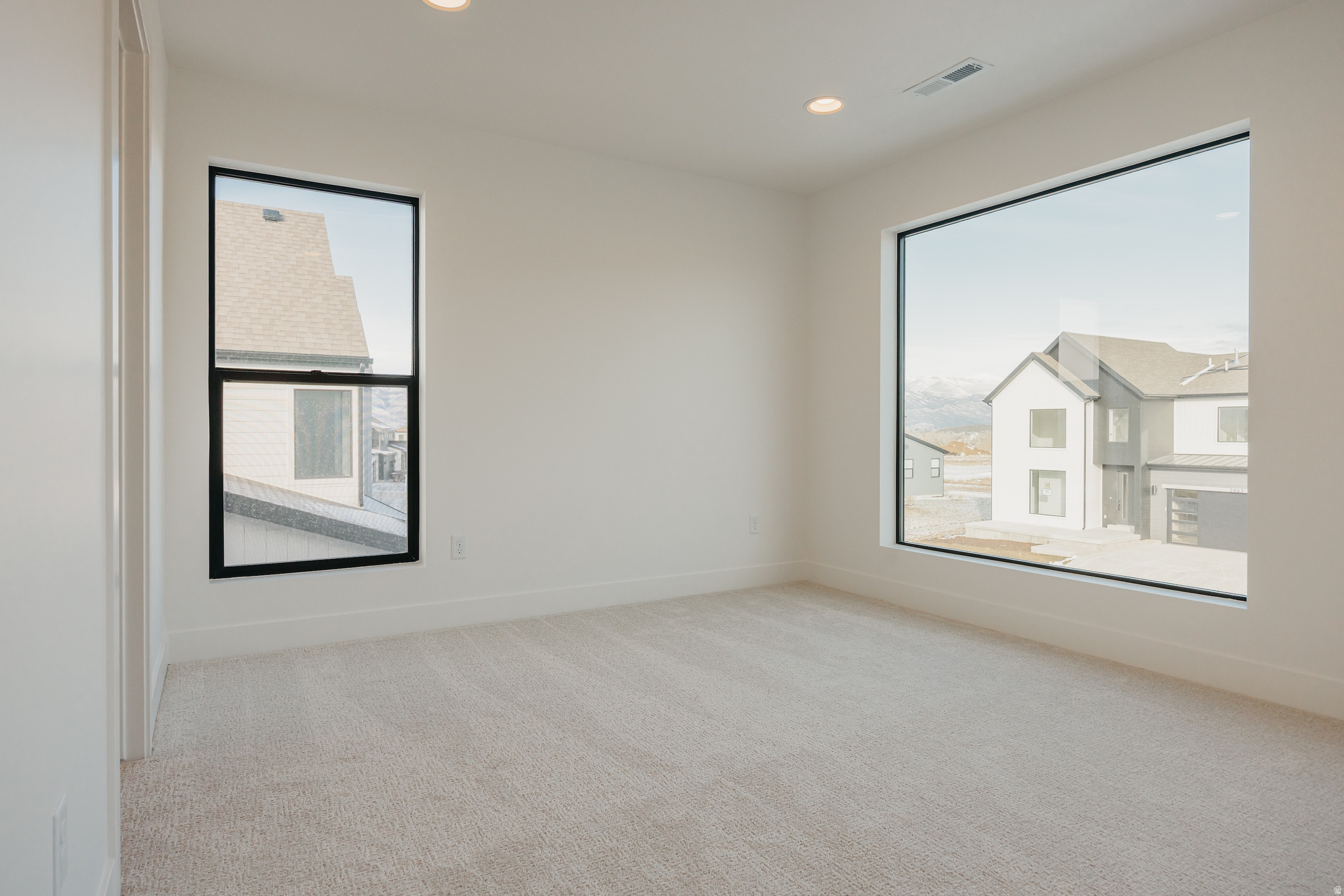 THE CROSSINGS - Residential