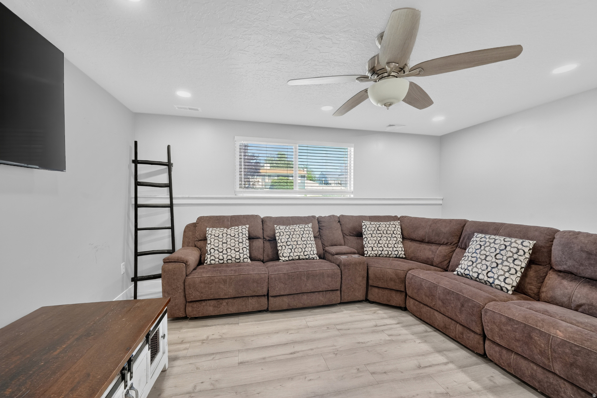 MRAGRETTA SUBDIVISIO - Residential