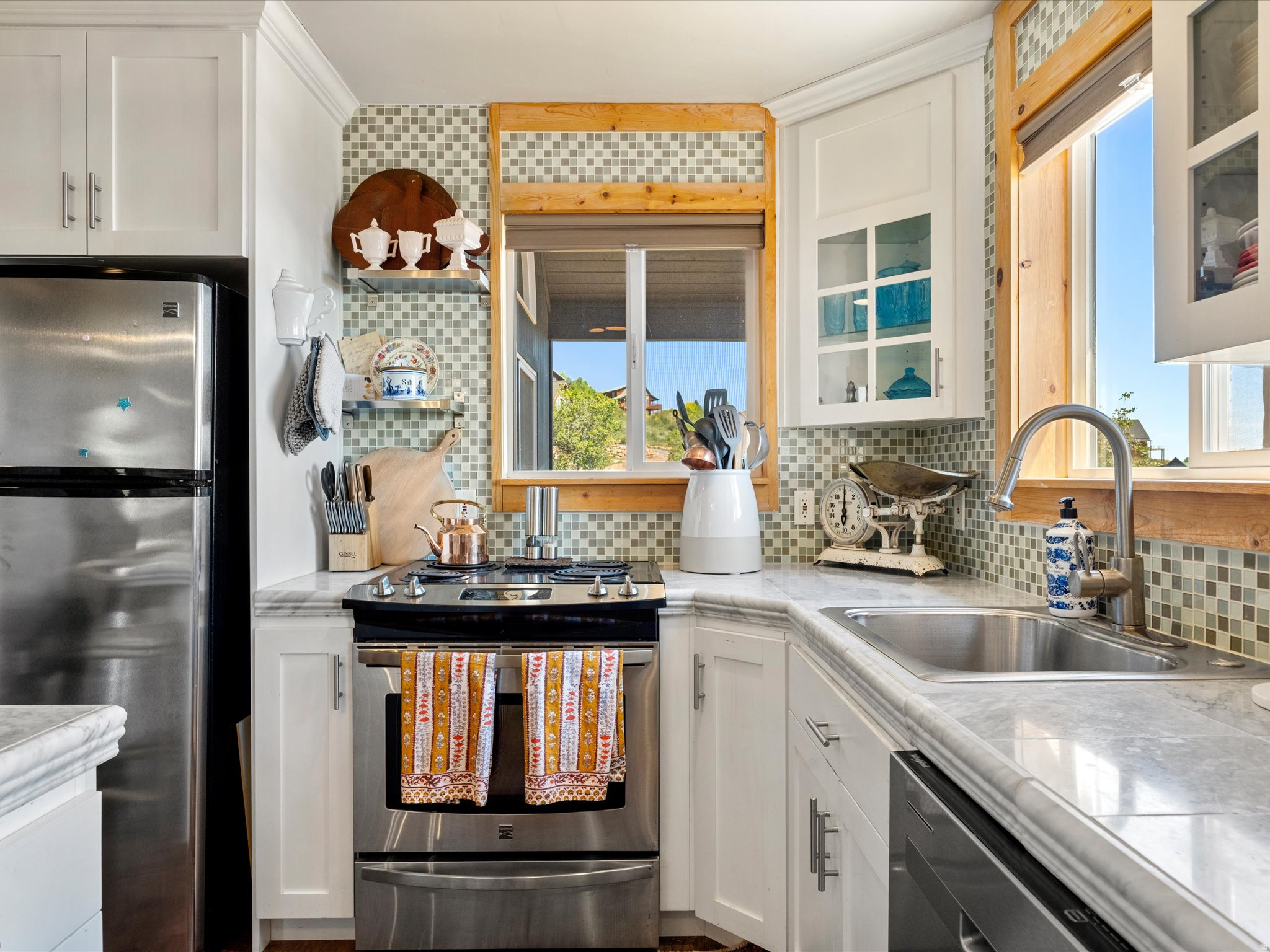 BEAR LAKE WEST - Residential