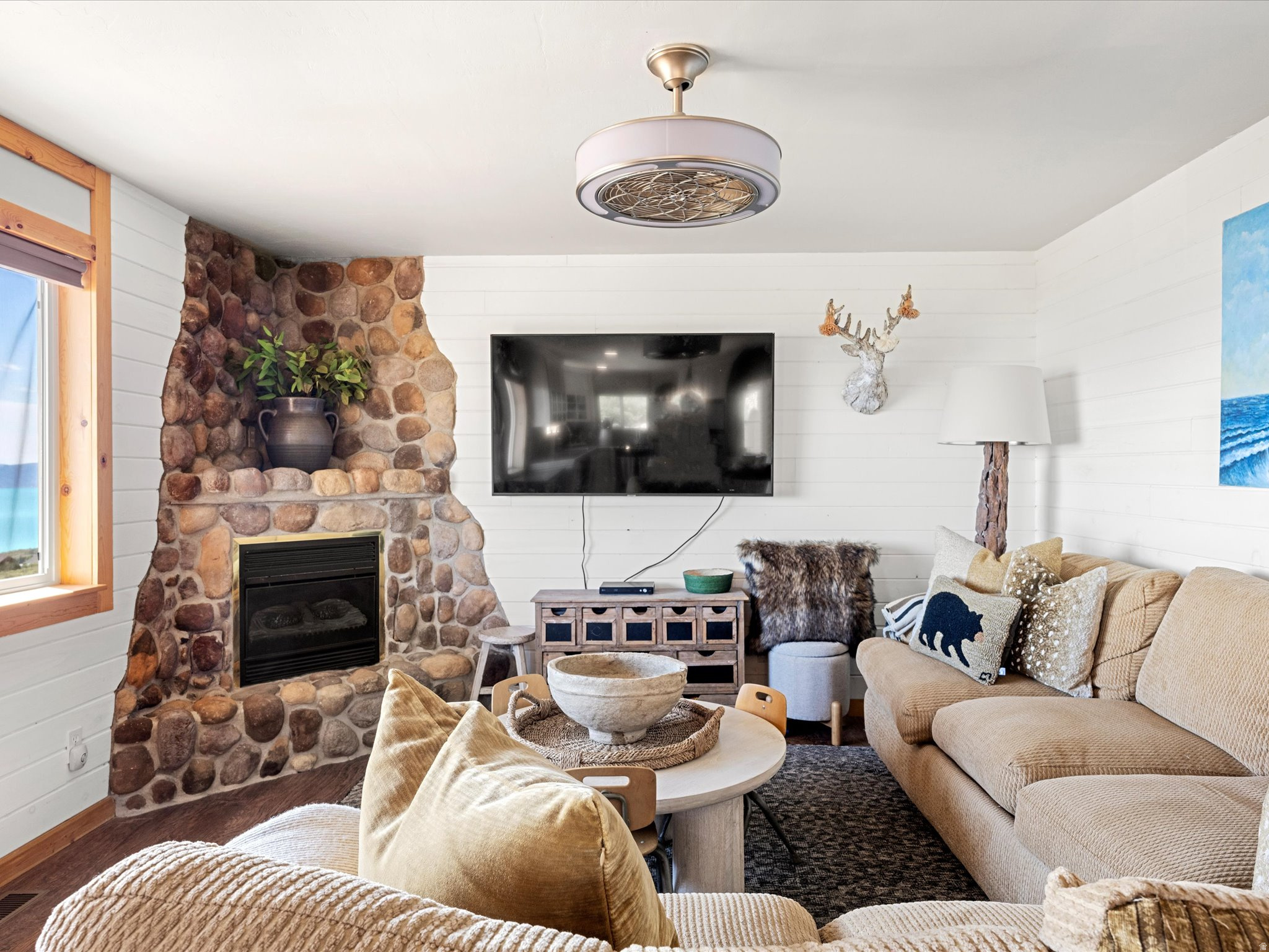 BEAR LAKE WEST - Residential