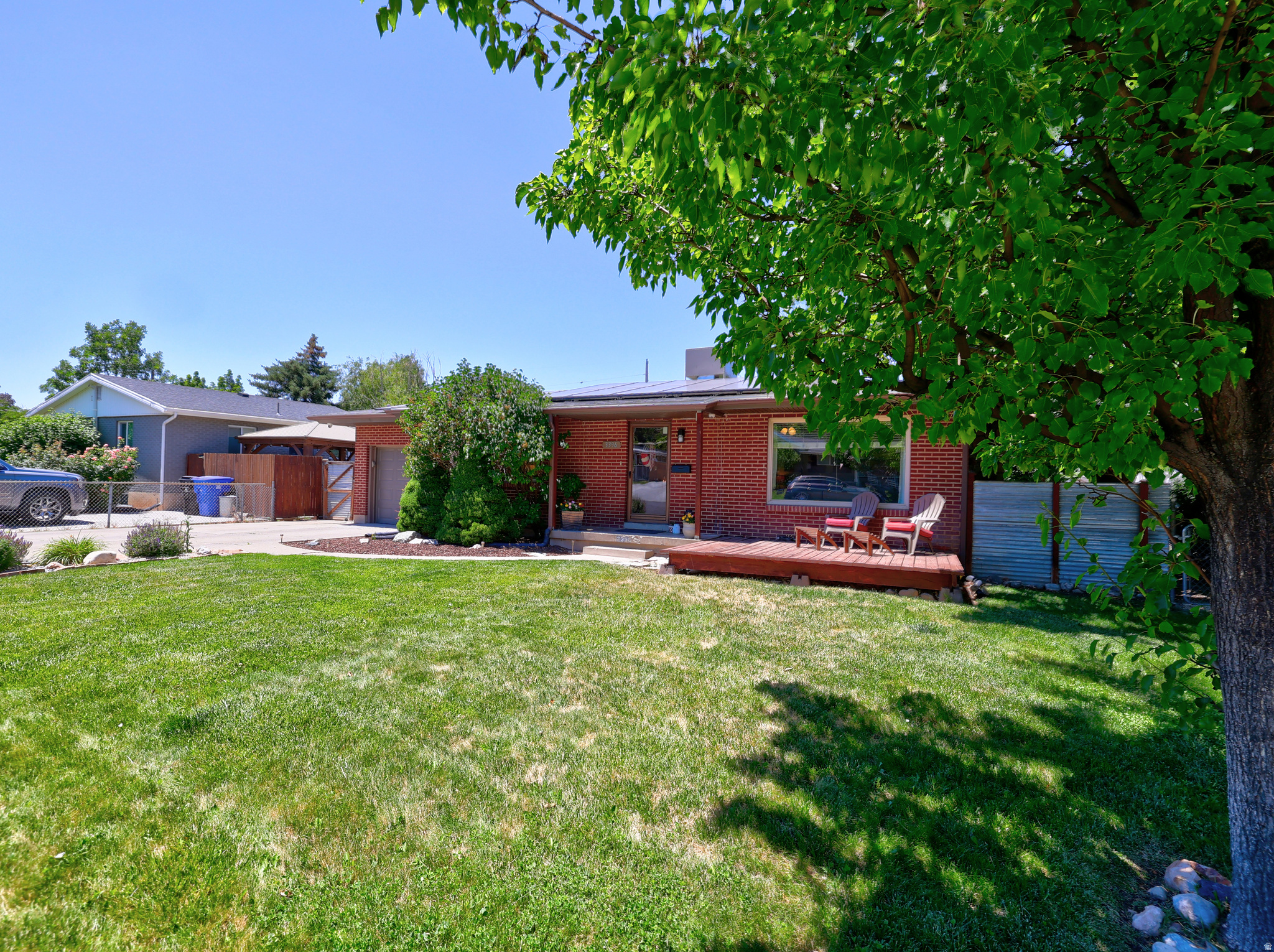 TERRACE VIEW - Residential