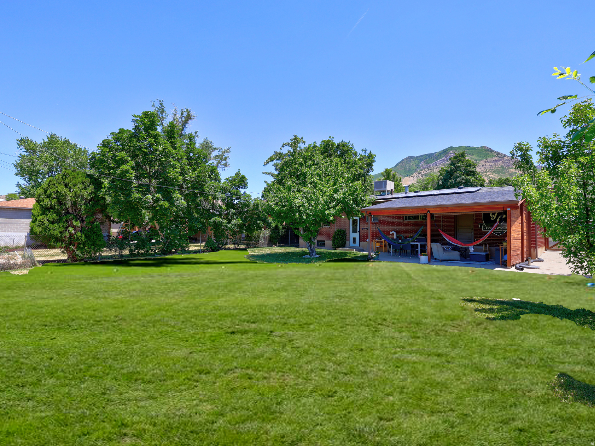 TERRACE VIEW - Residential