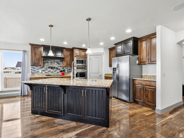 SNOWS SPRINGS - Residential