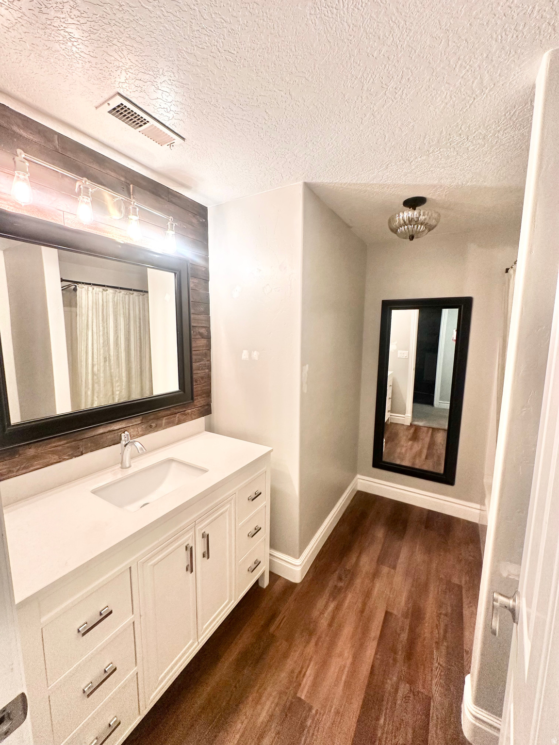 CANYON VIEW  EST - Residential