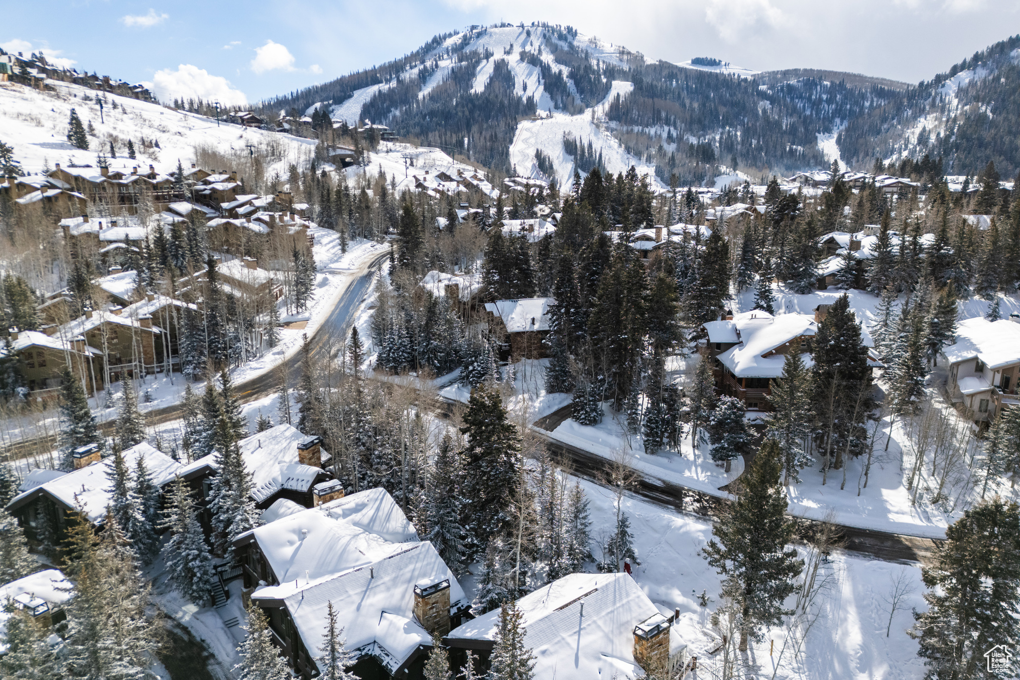 ASPEN HOLLOW CONDOS - Residential