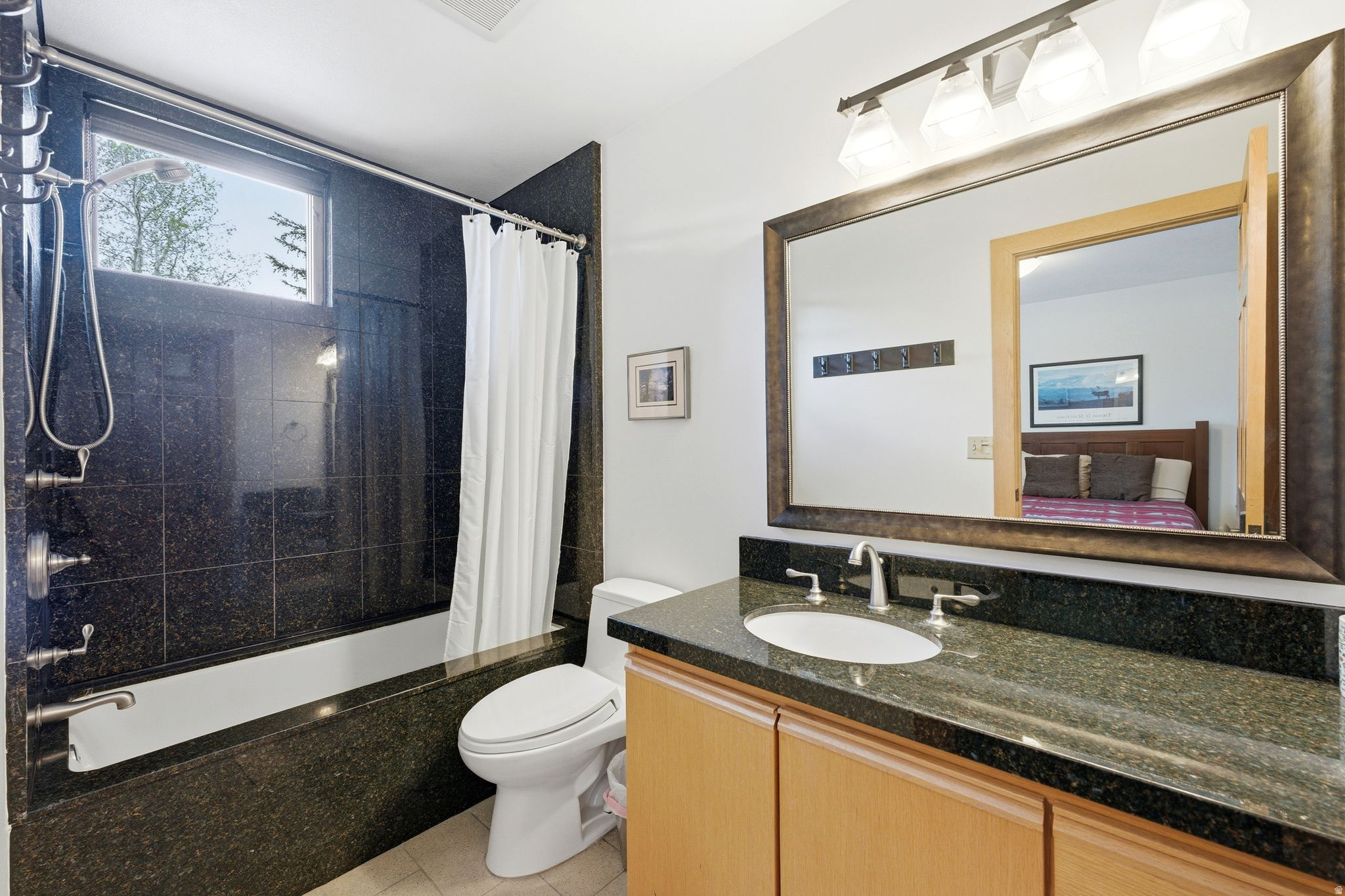 ASPEN HOLLOW CONDOS - Residential