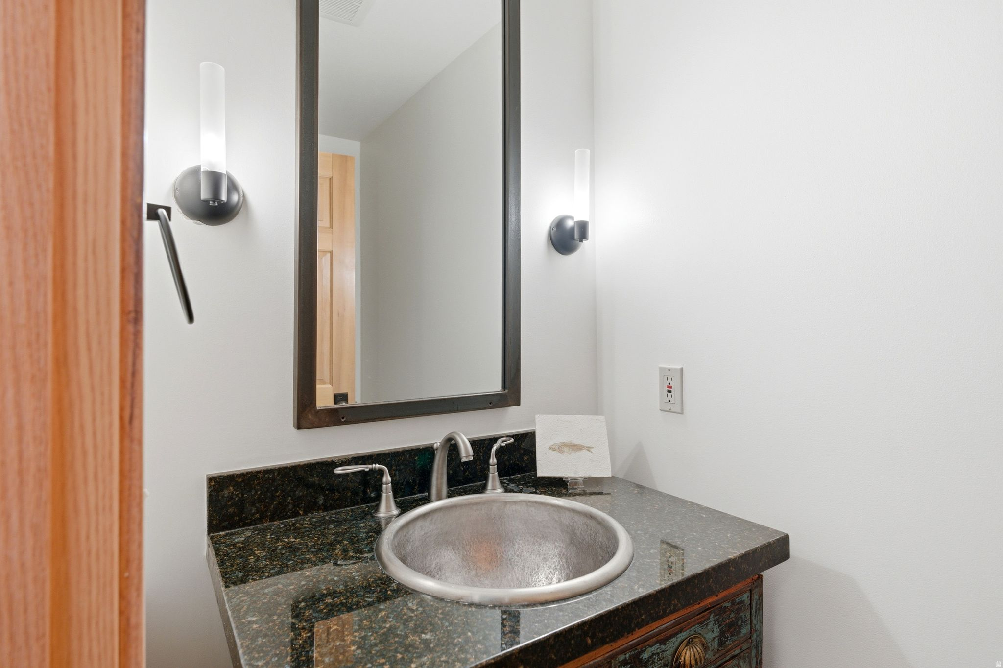 ASPEN HOLLOW CONDOS - Residential