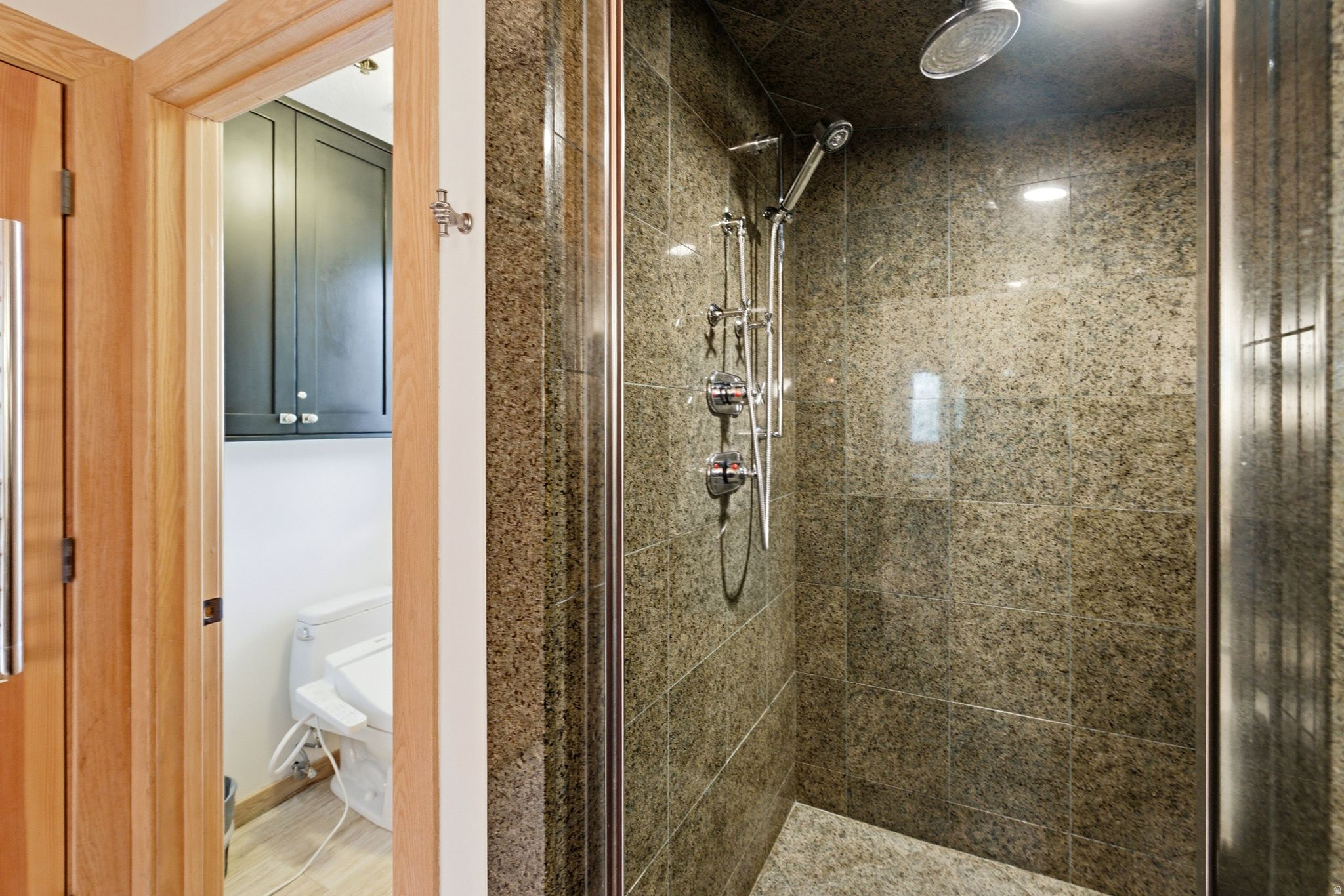 ASPEN HOLLOW CONDOS - Residential