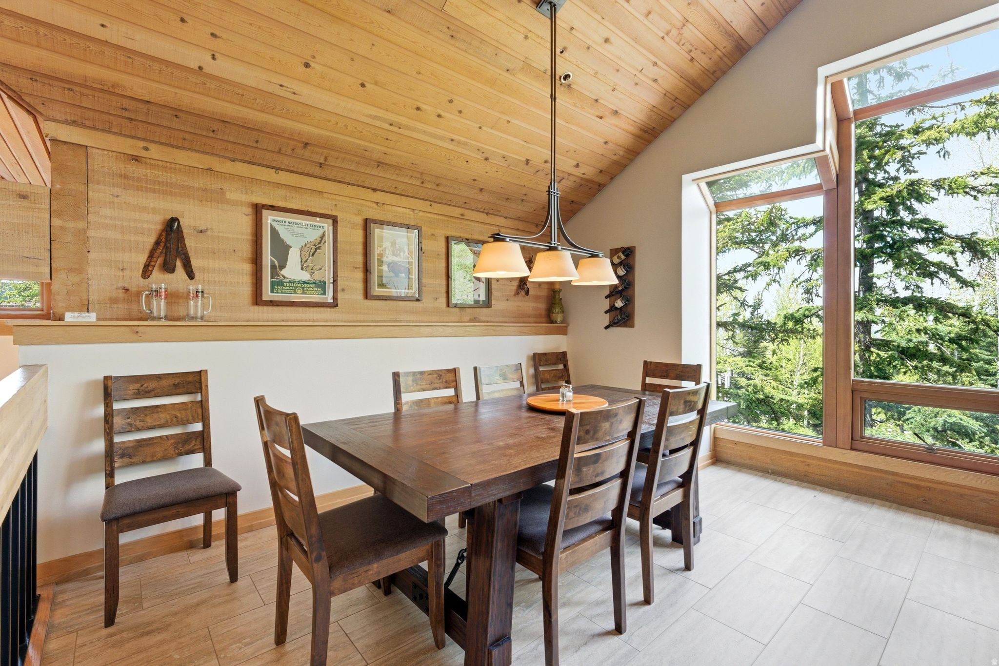ASPEN HOLLOW CONDOS - Residential
