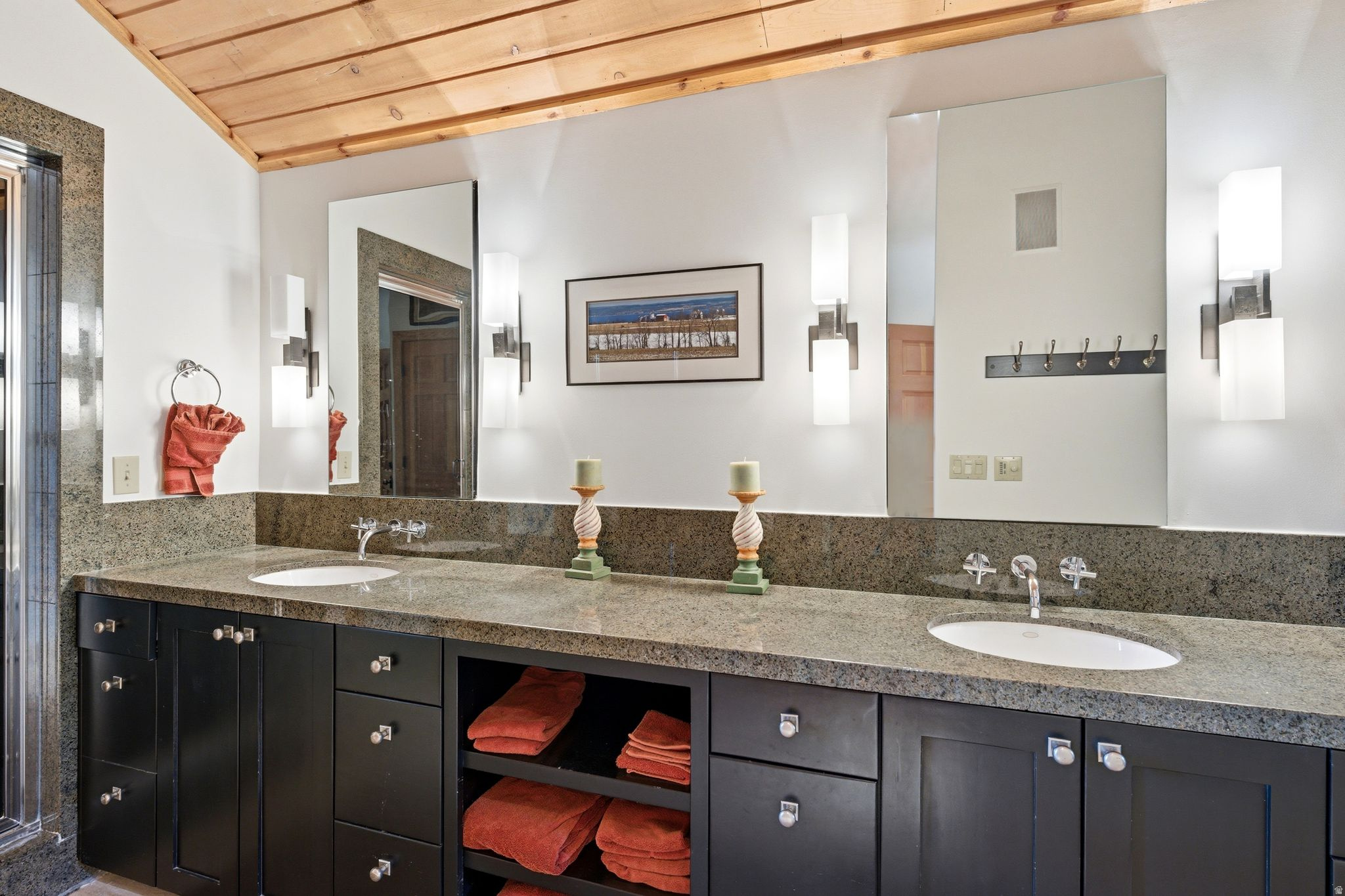 ASPEN HOLLOW CONDOS - Residential