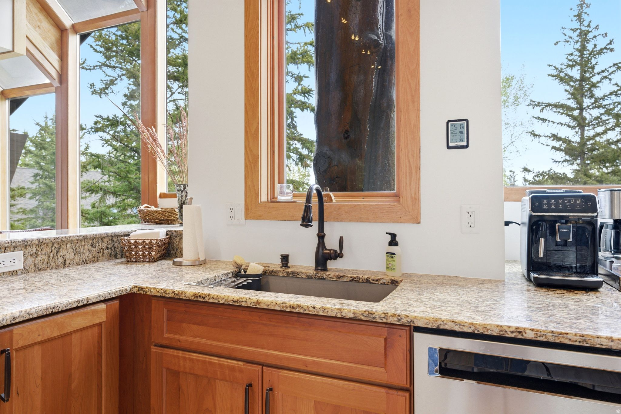 ASPEN HOLLOW CONDOS - Residential