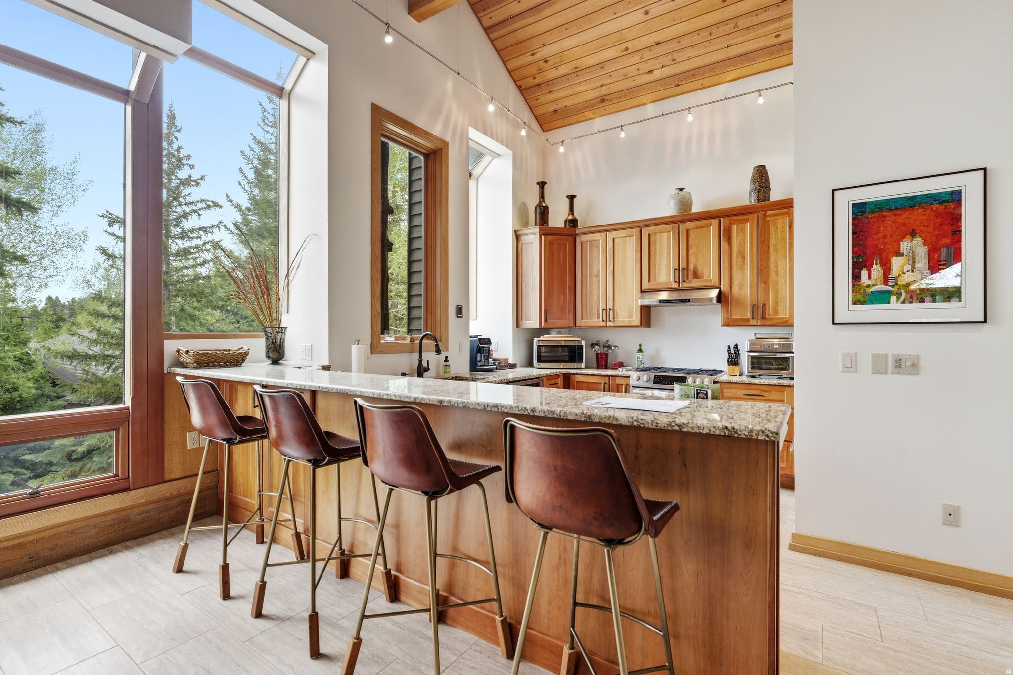 ASPEN HOLLOW CONDOS - Residential