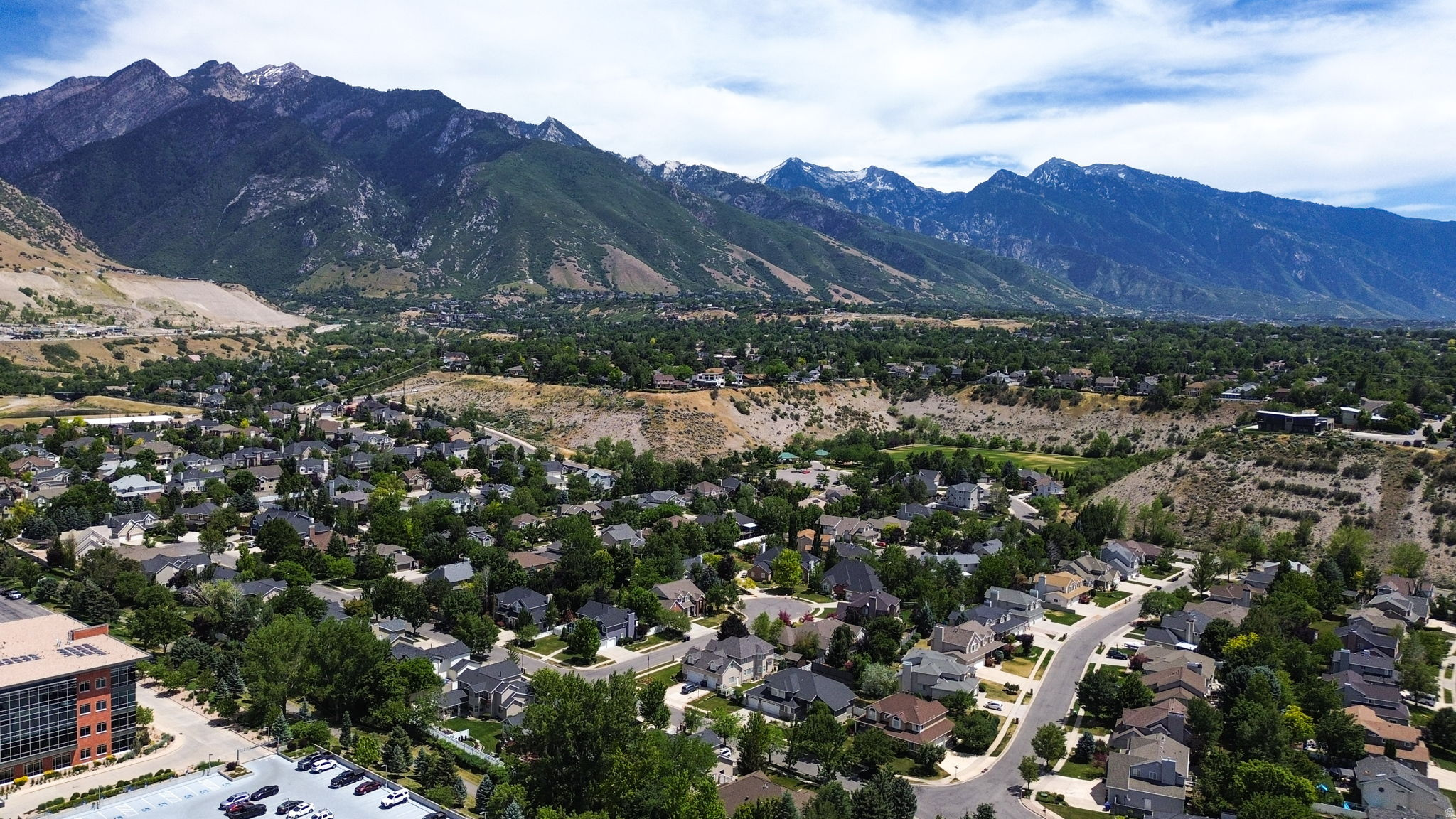 MILL HOLLOW - Residential