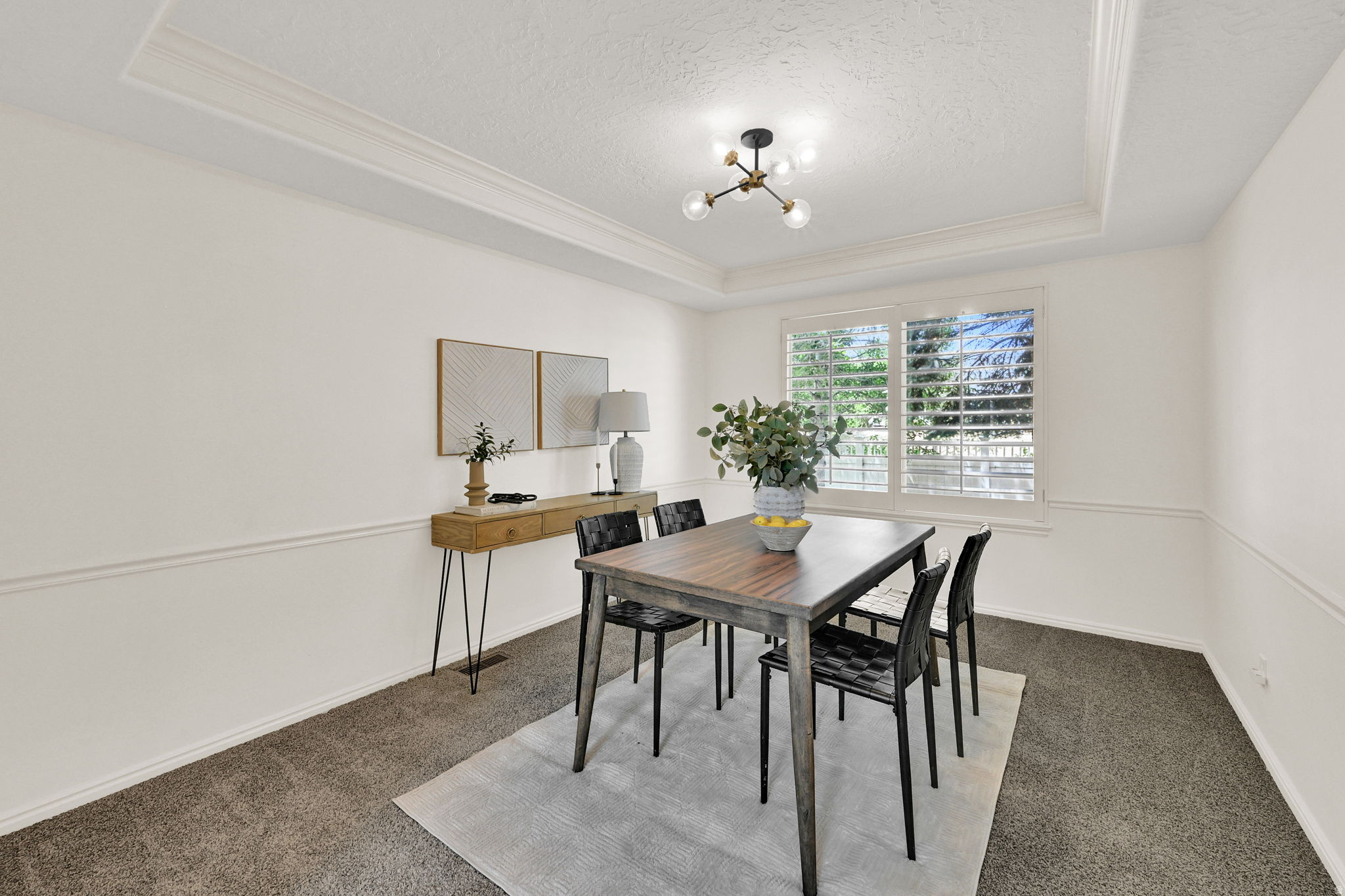 MILL HOLLOW - Residential