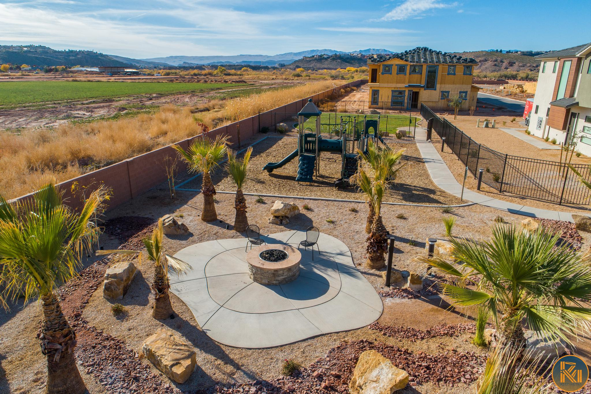 WOODLAND ESTATES PATIO HOMES PH 2 - Residential