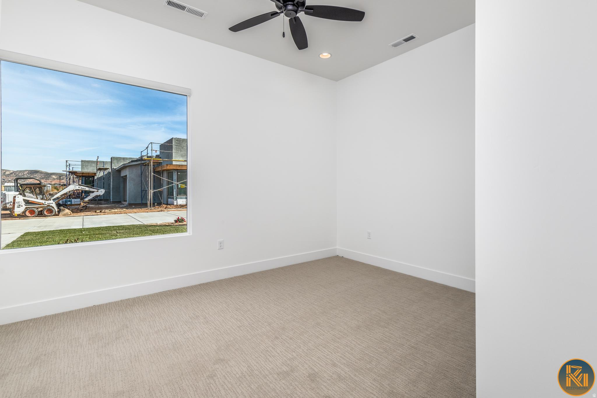 WOODLAND ESTATES PATIO HOMES PH 2 - Residential
