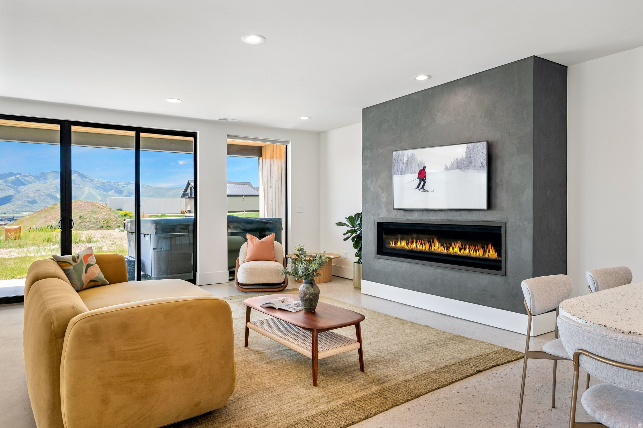 SILVER CREEK ESTATES - Residential