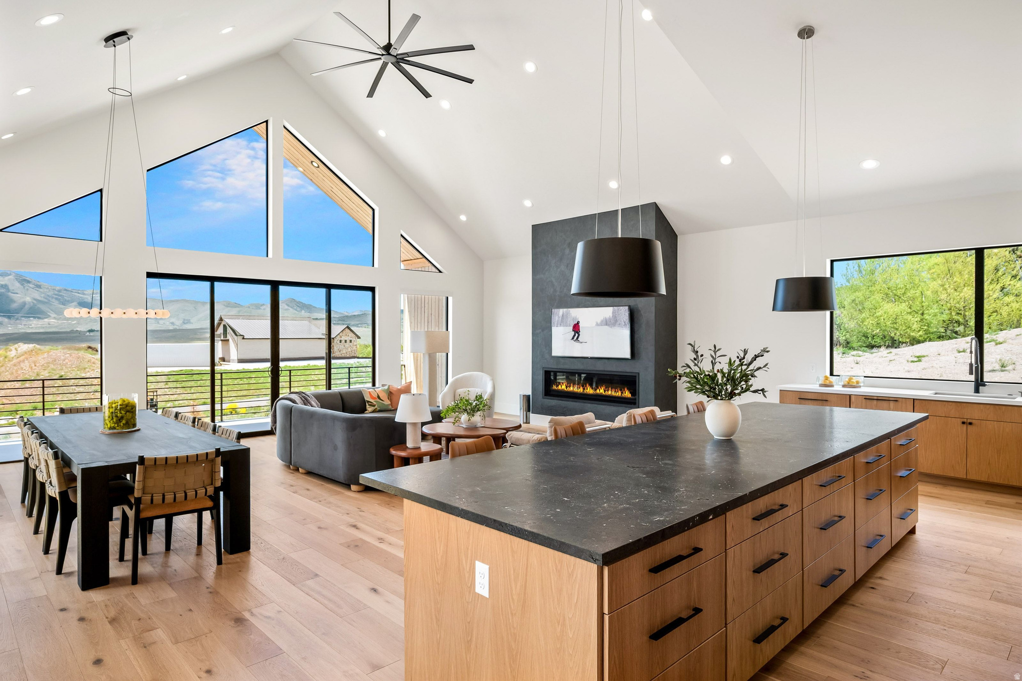 SILVER CREEK ESTATES - Residential