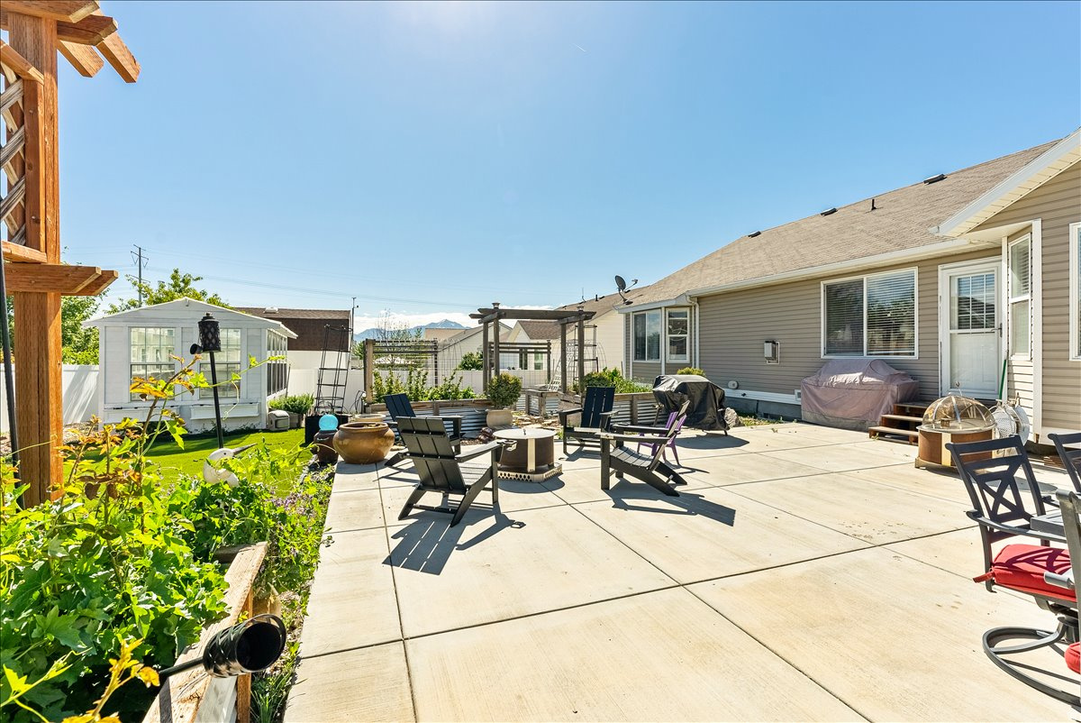 DIAMOND SUMMIT UNIT 1 - Residential