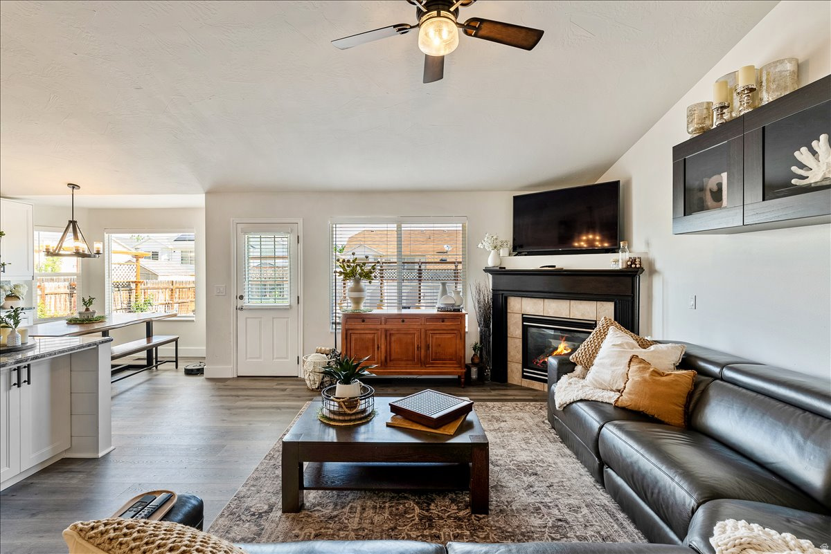 DIAMOND SUMMIT UNIT 1 - Residential
