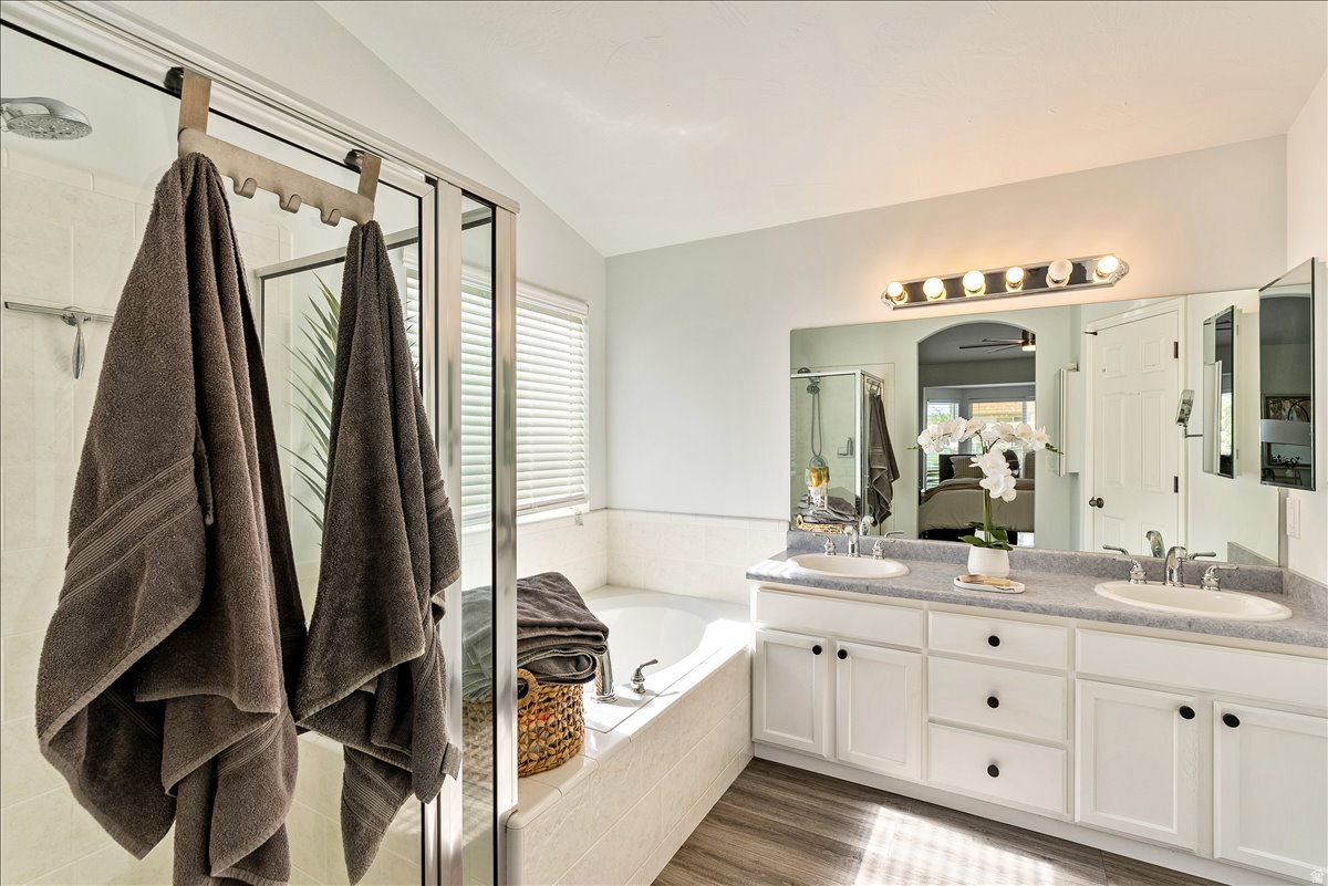 DIAMOND SUMMIT UNIT 1 - Residential
