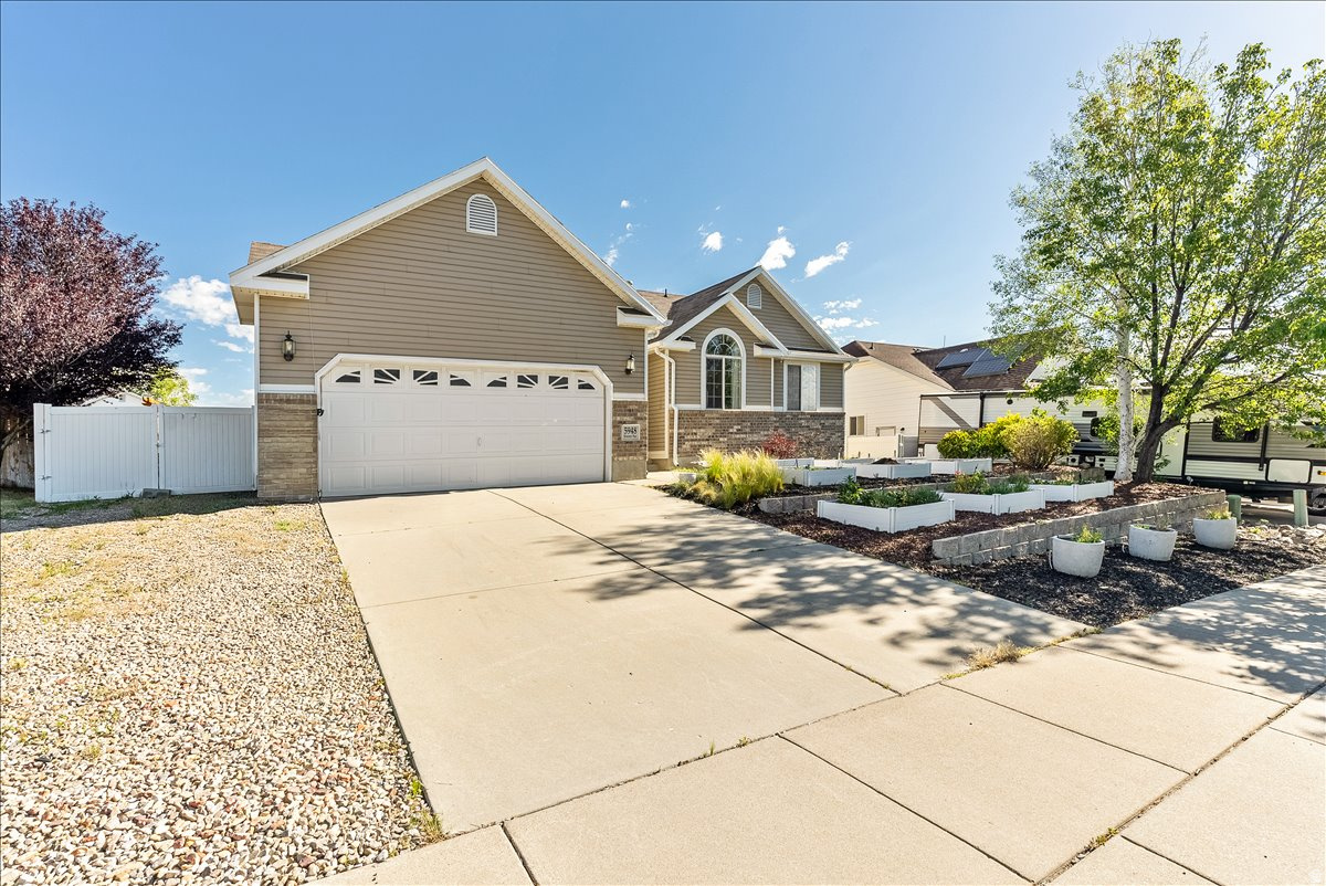 DIAMOND SUMMIT UNIT 1 - Residential