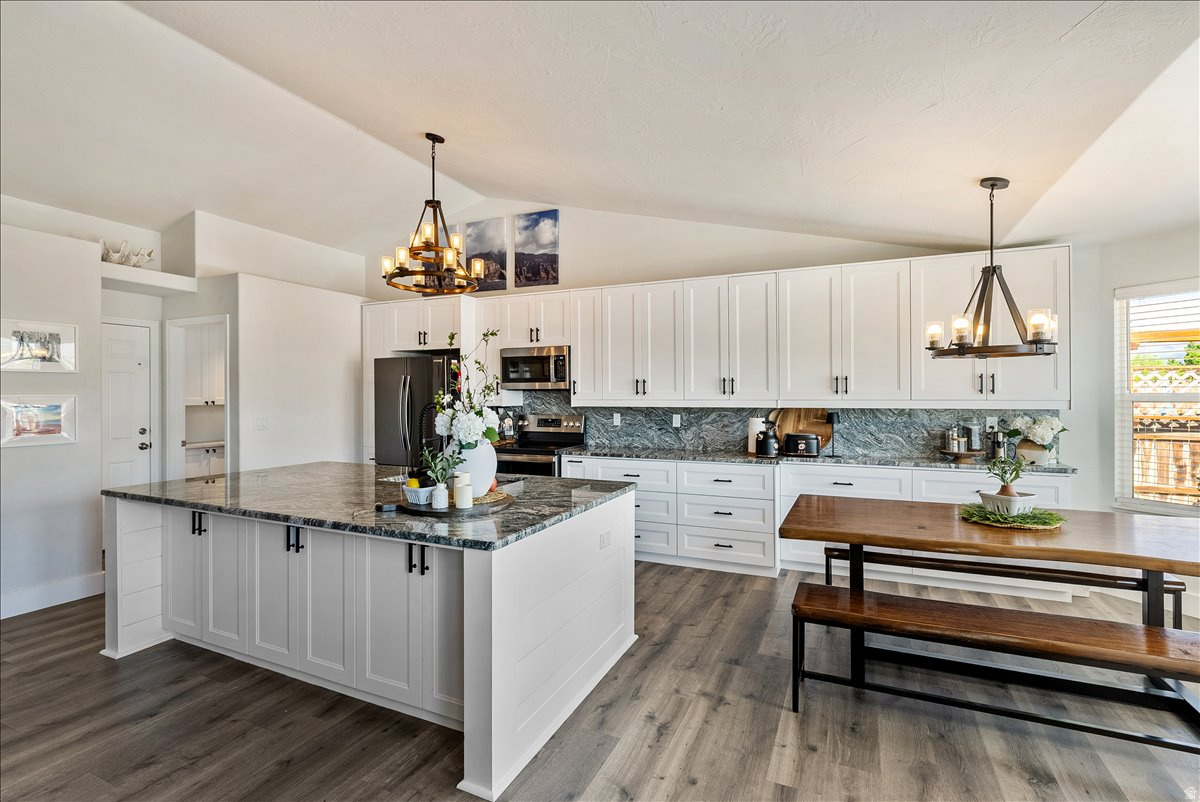 DIAMOND SUMMIT UNIT 1 - Residential