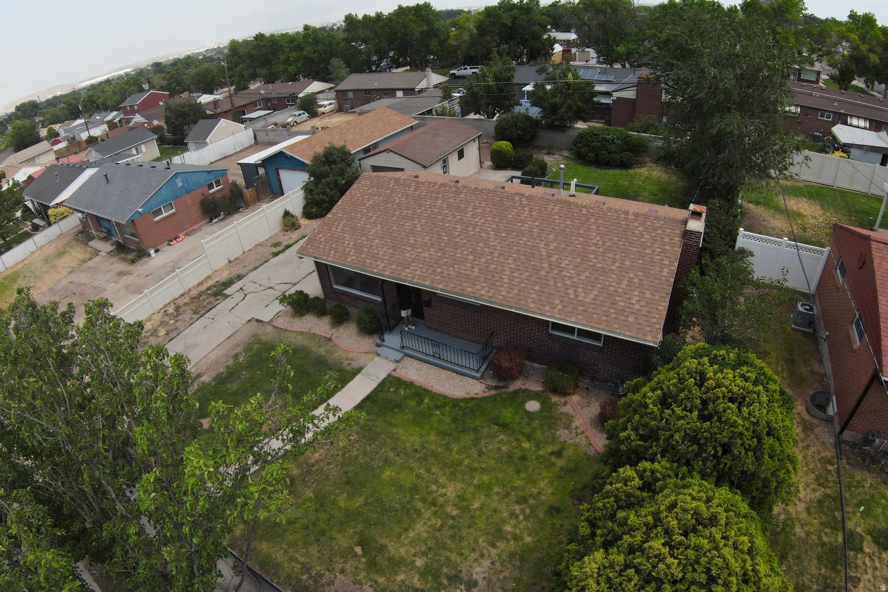 LAKE RIDGE - Residential