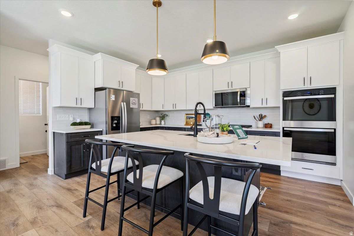 HERONS LANDING - Residential