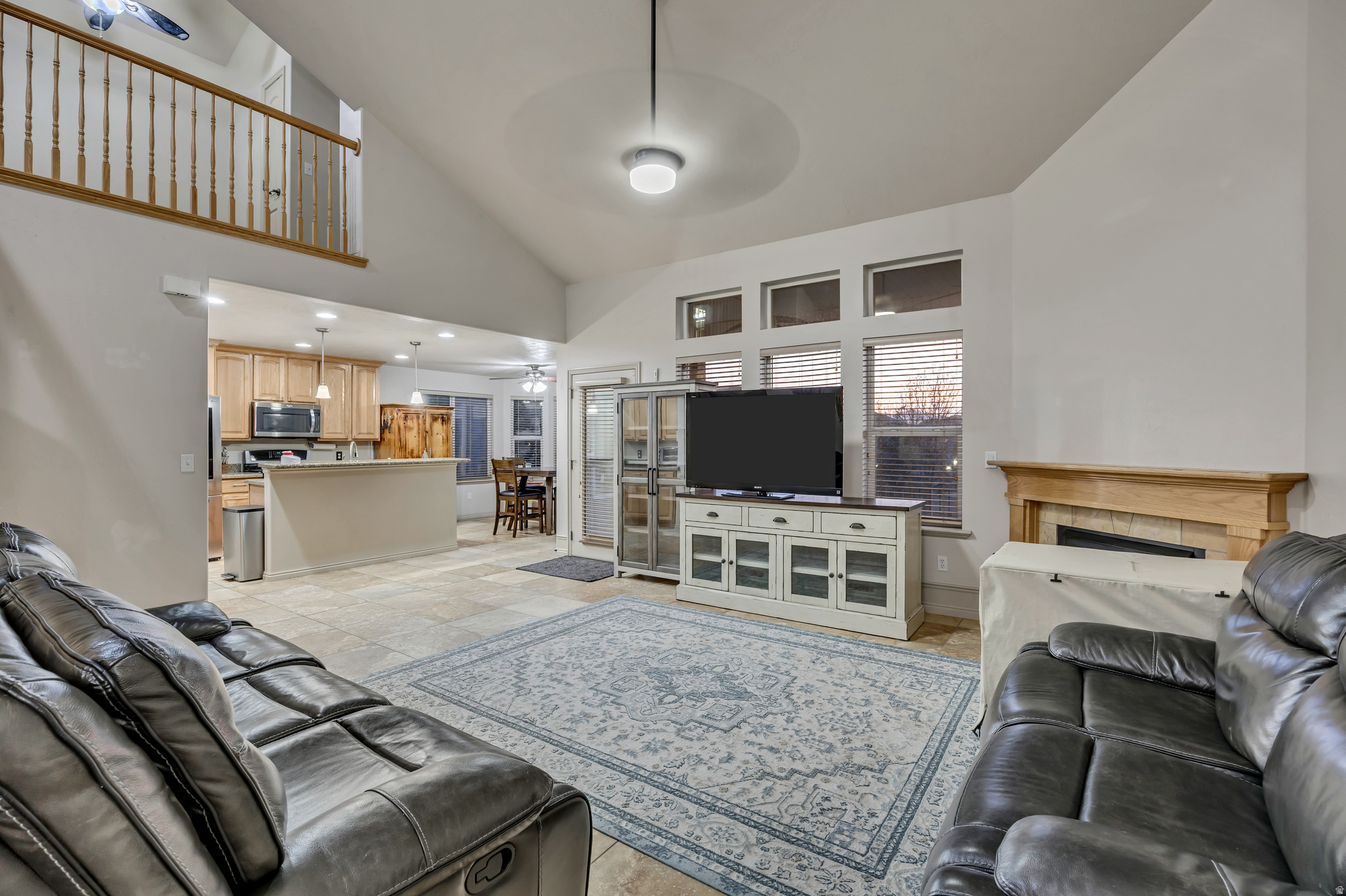 ELK RIDGE - Residential
