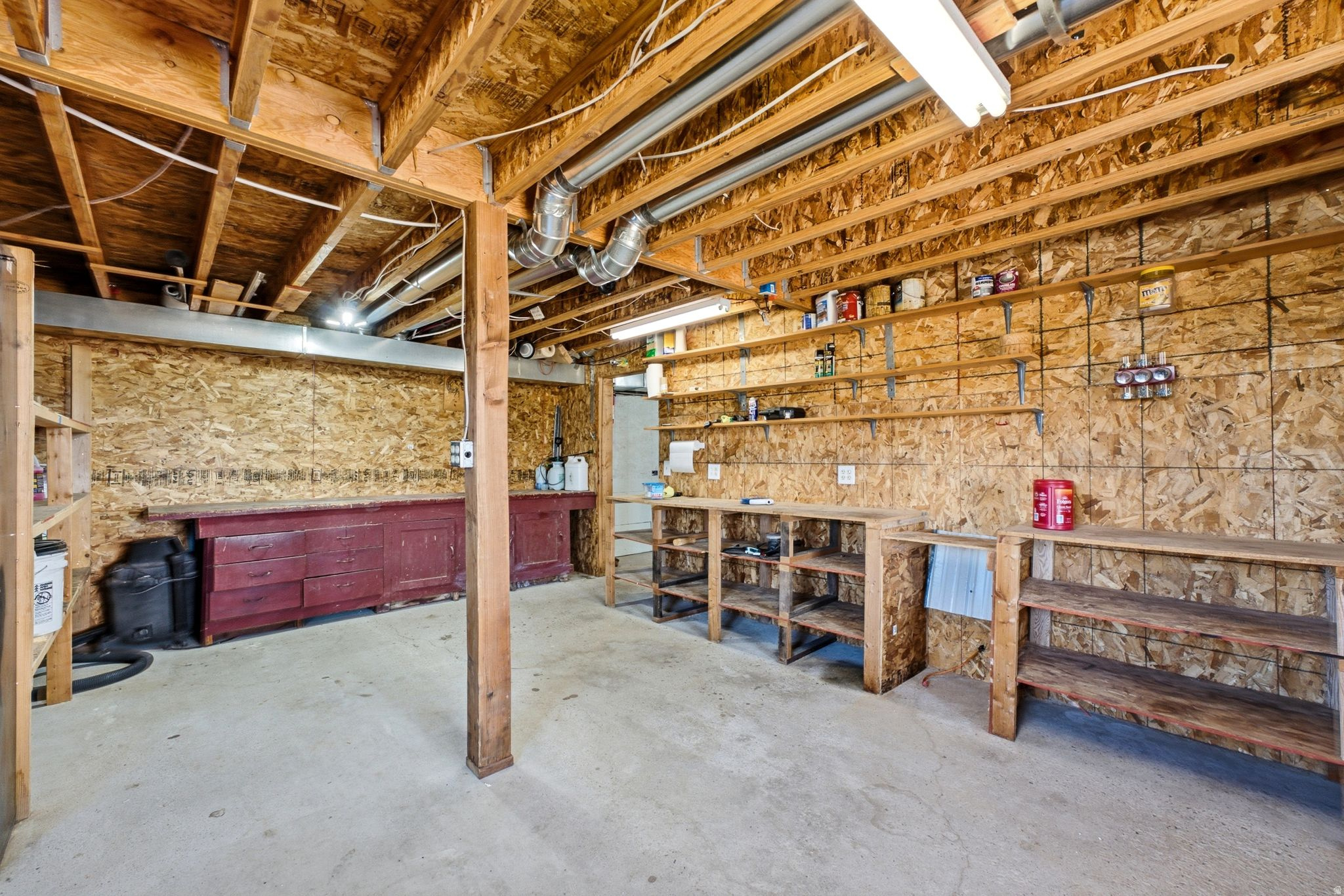 STRAWBERRY LAKEVIEW - Residential