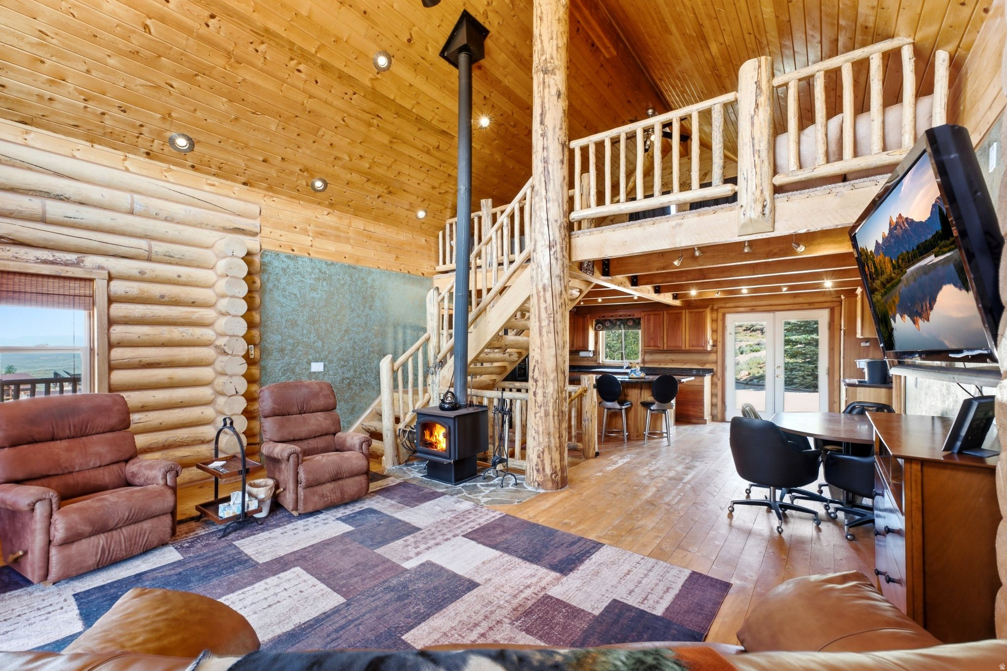 STRAWBERRY LAKEVIEW - Residential