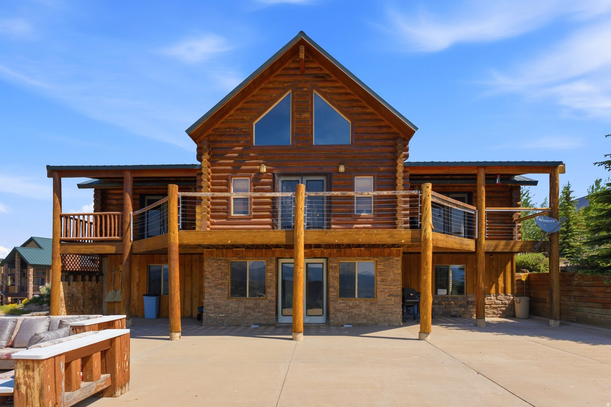 STRAWBERRY LAKEVIEW - Residential