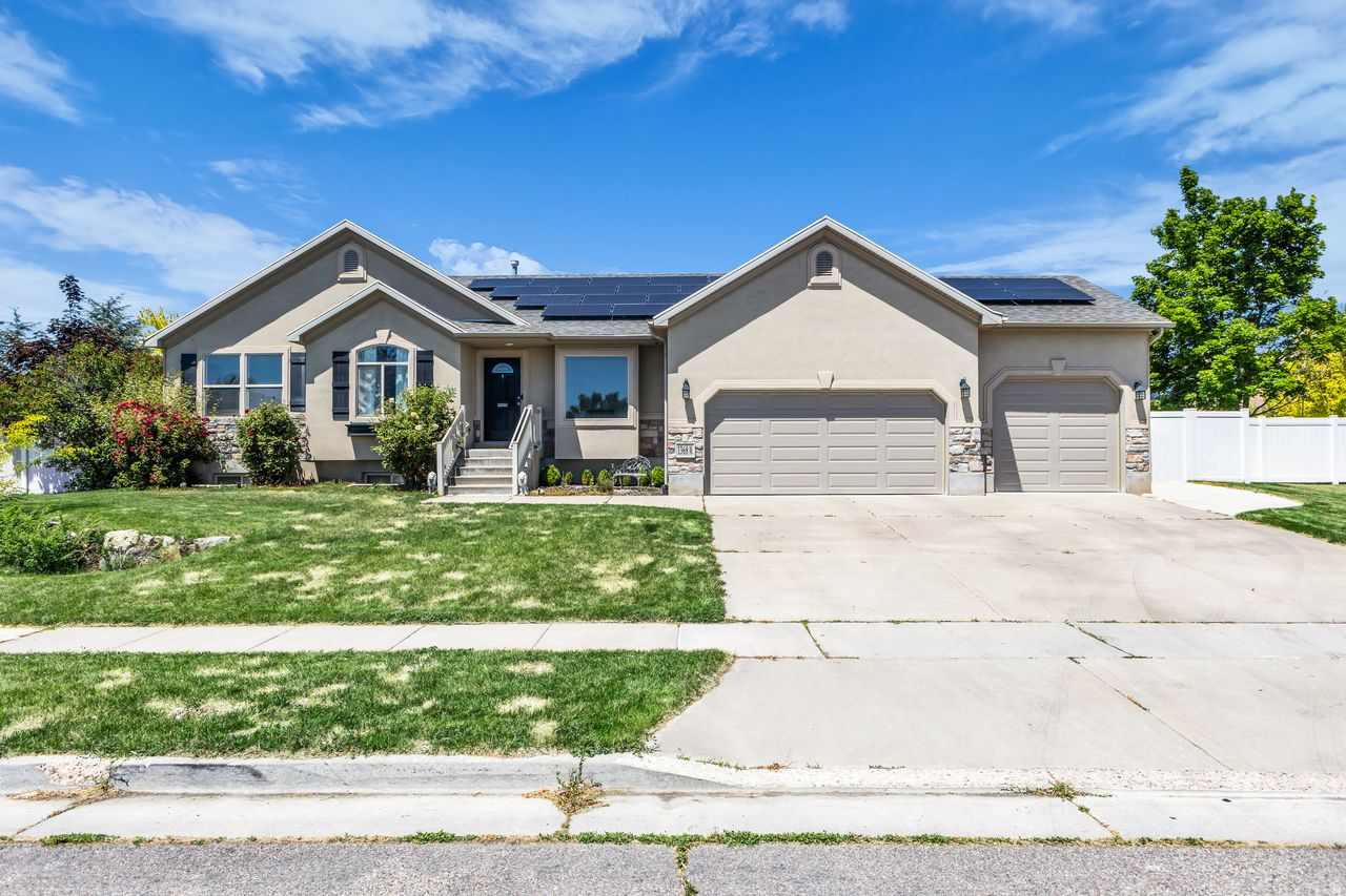 NORTH RANCH - Residential