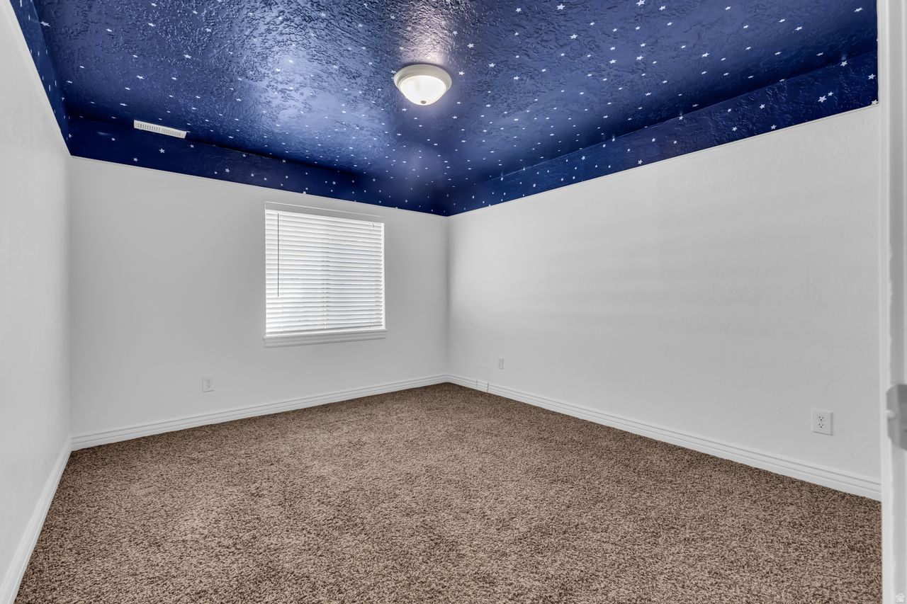 NORTH RANCH - Residential
