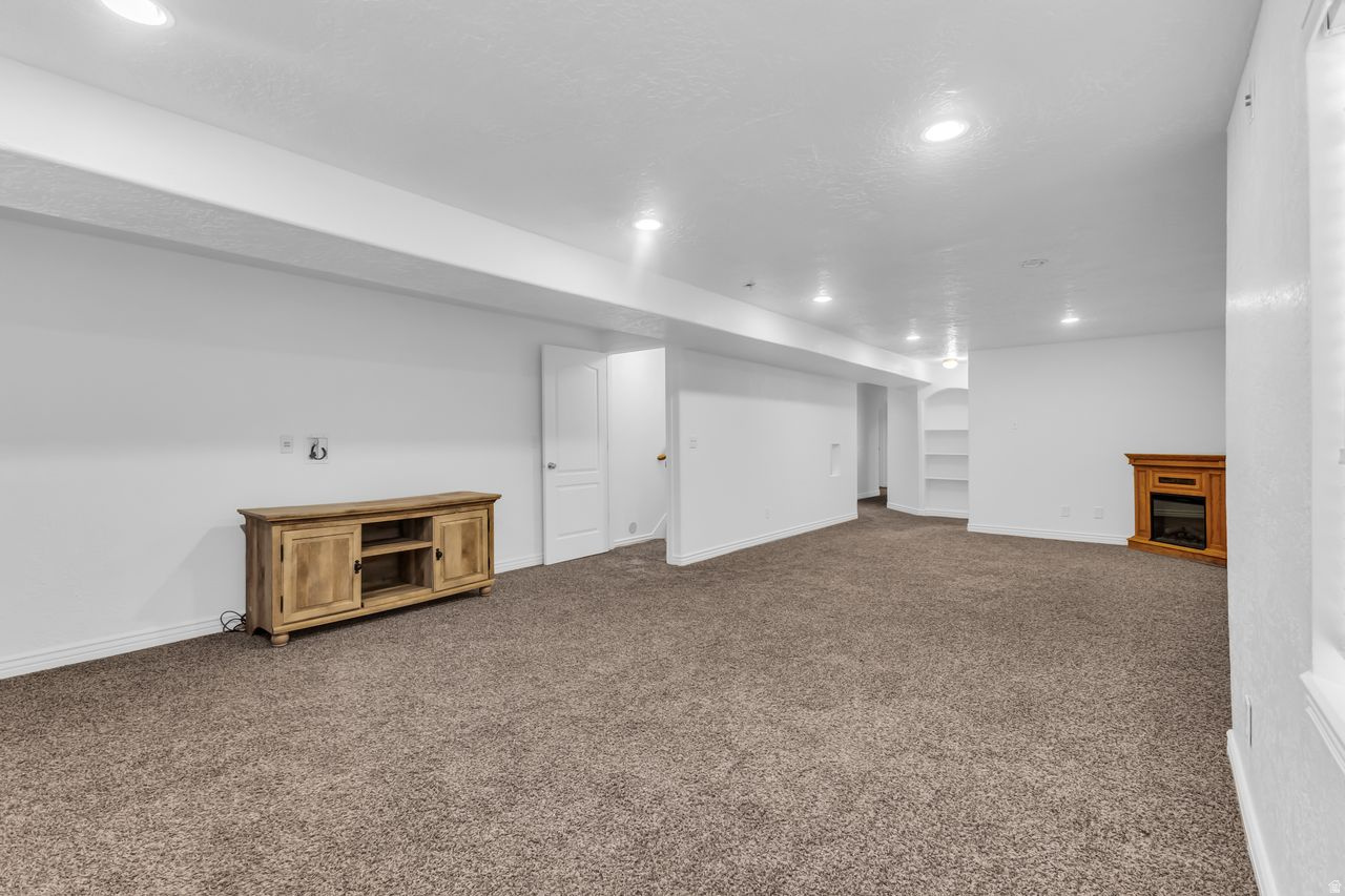 NORTH RANCH - Residential