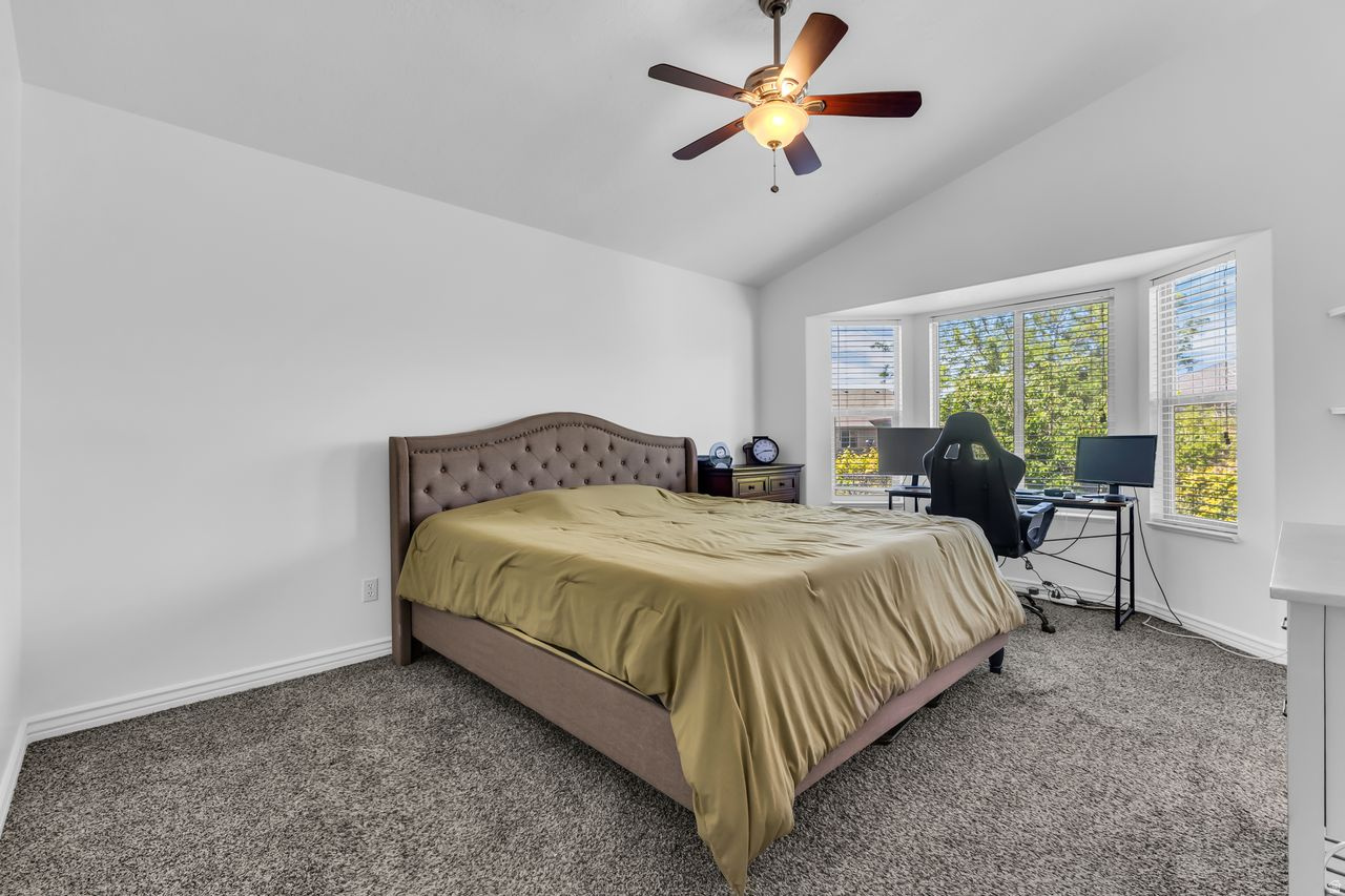 NORTH RANCH - Residential