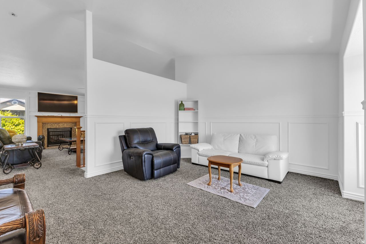 NORTH RANCH - Residential