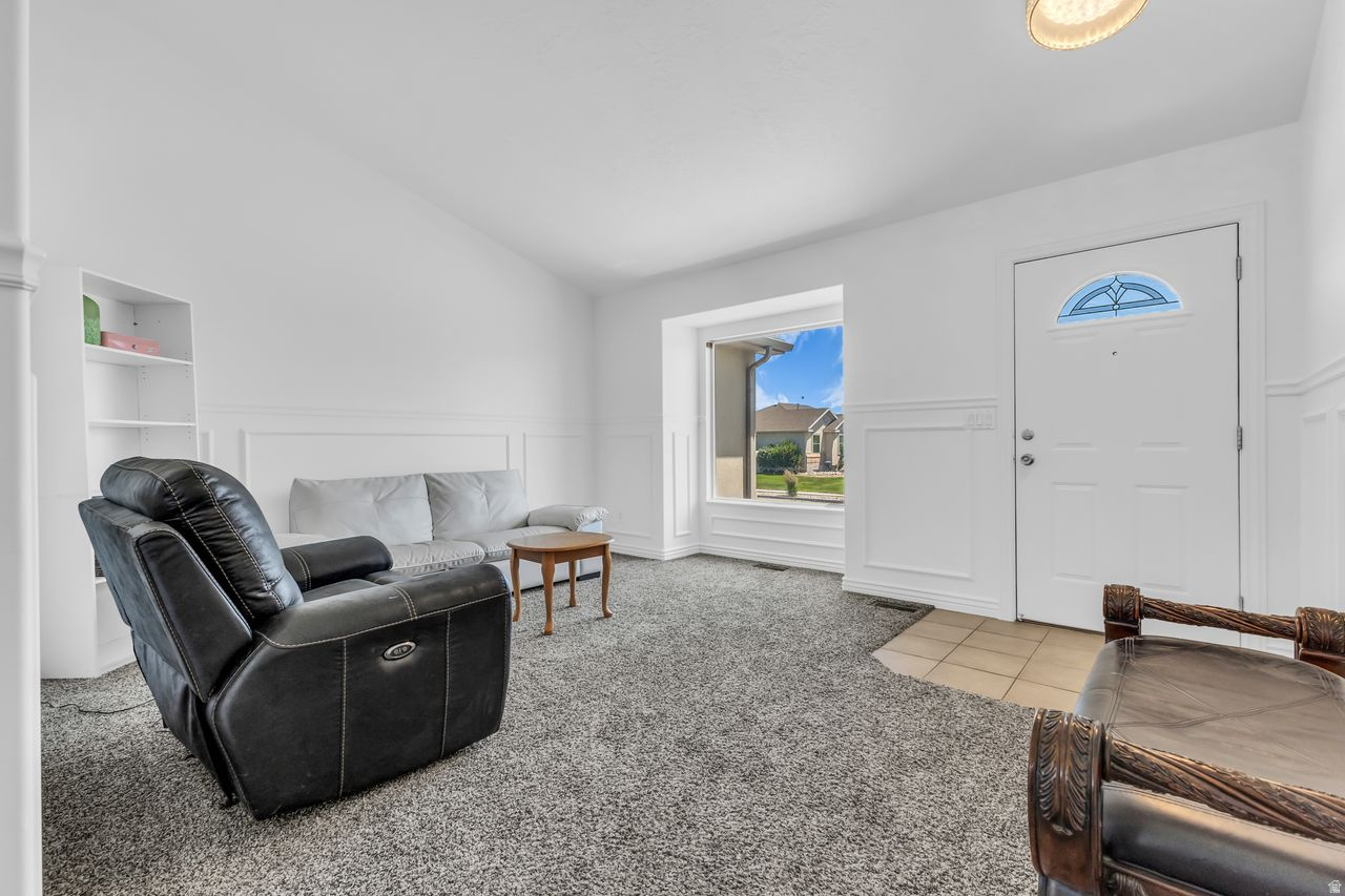 NORTH RANCH - Residential