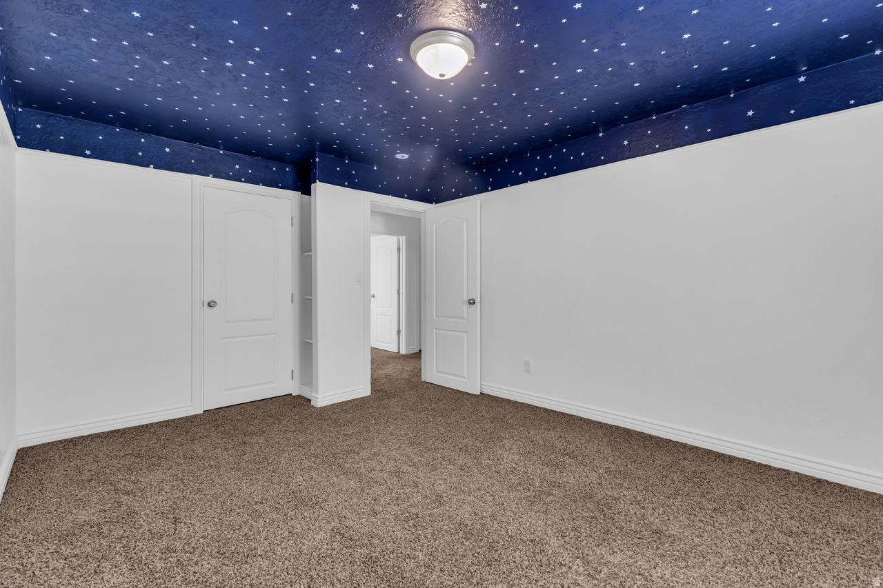 NORTH RANCH - Residential